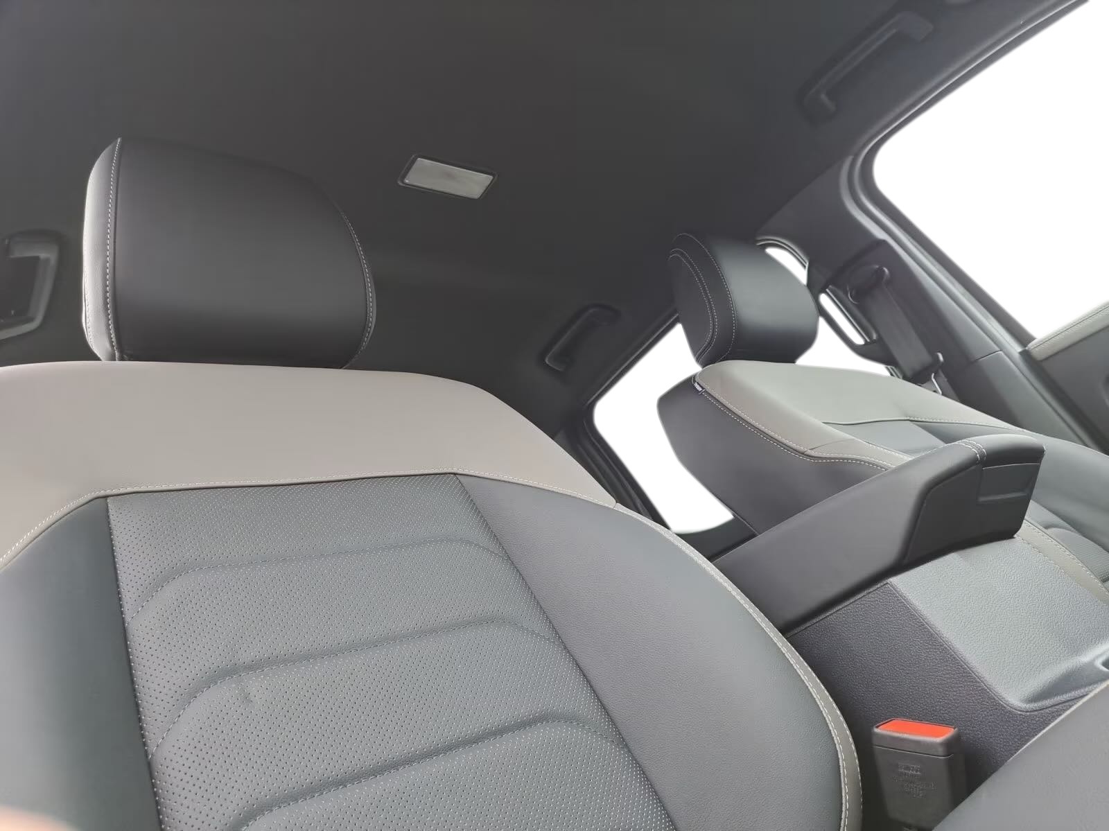 VW Amarok 3.0TDI Aventura Winter 1-image-10