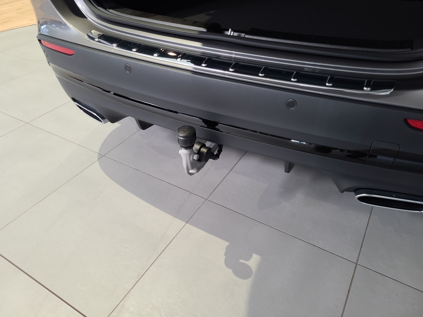MERCEDES-BENZ GLA 250 4Matic 8G-DCT Swiss Star-image-15