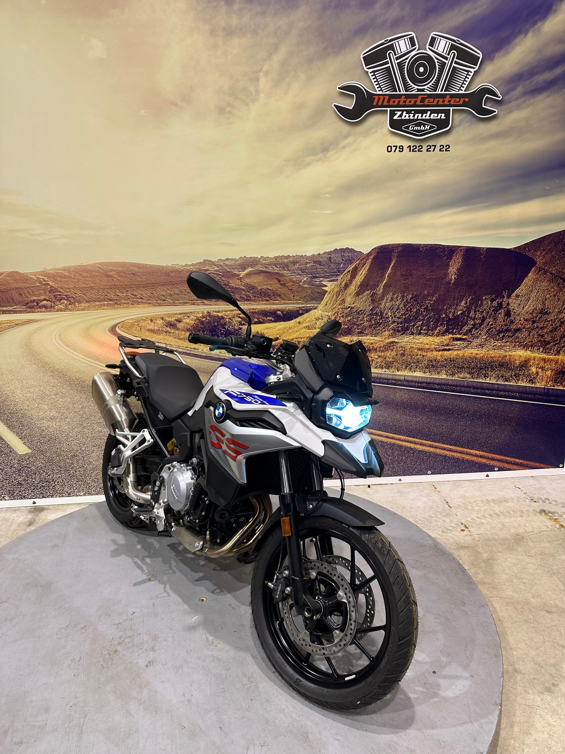 BMW F 750 GS Swiss Edition-image-1