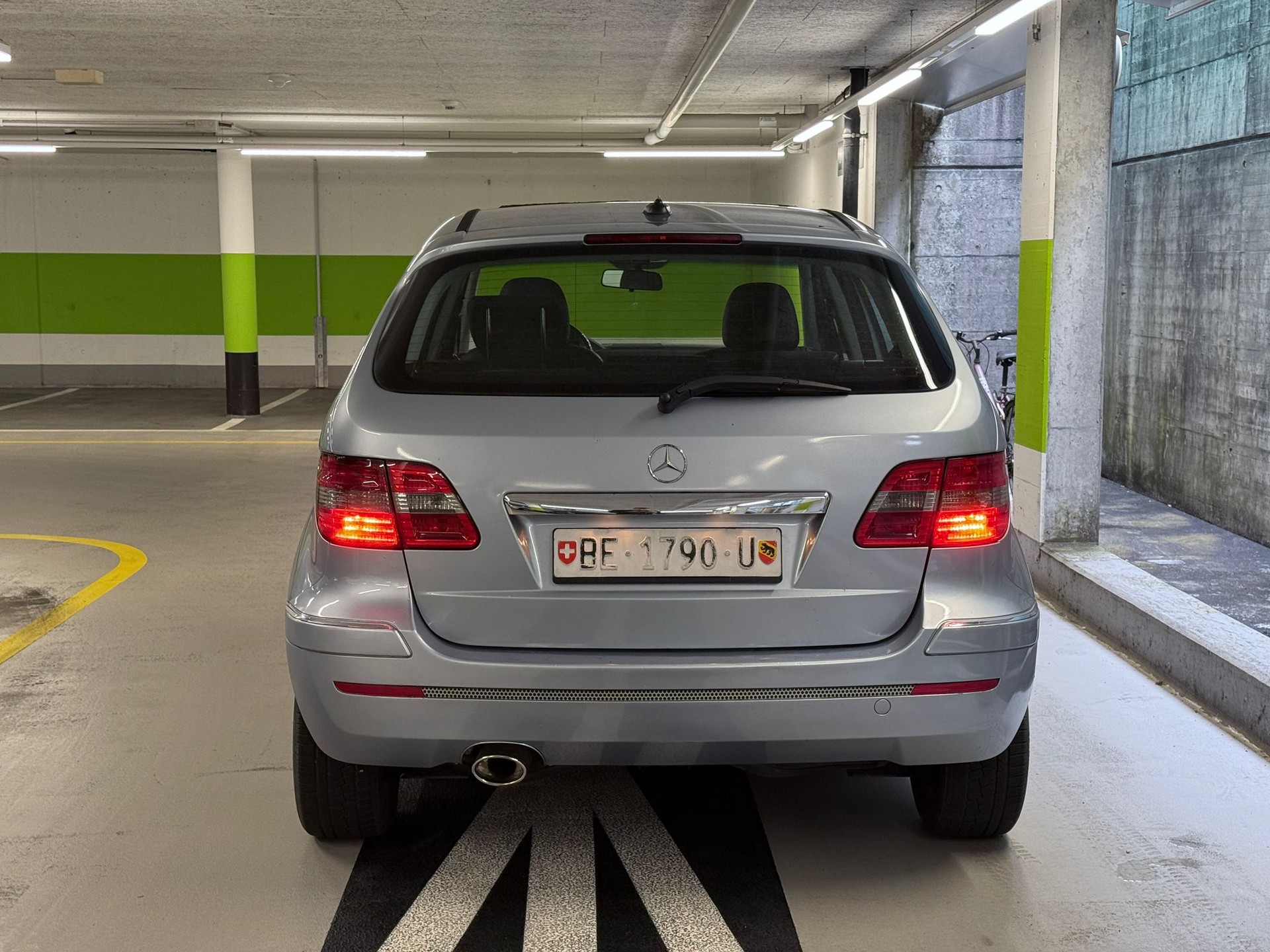 MERCEDES-BENZ B 200-image-4