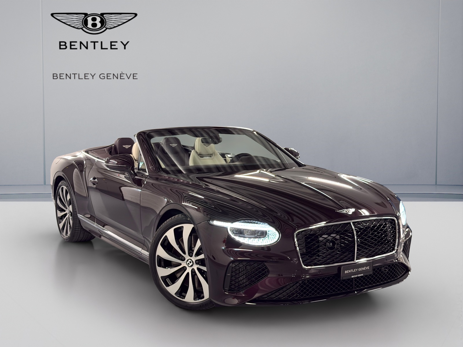 BENTLEY Continental GTC 4.0 V8 PHEV Black Velvet-showroom-element-2