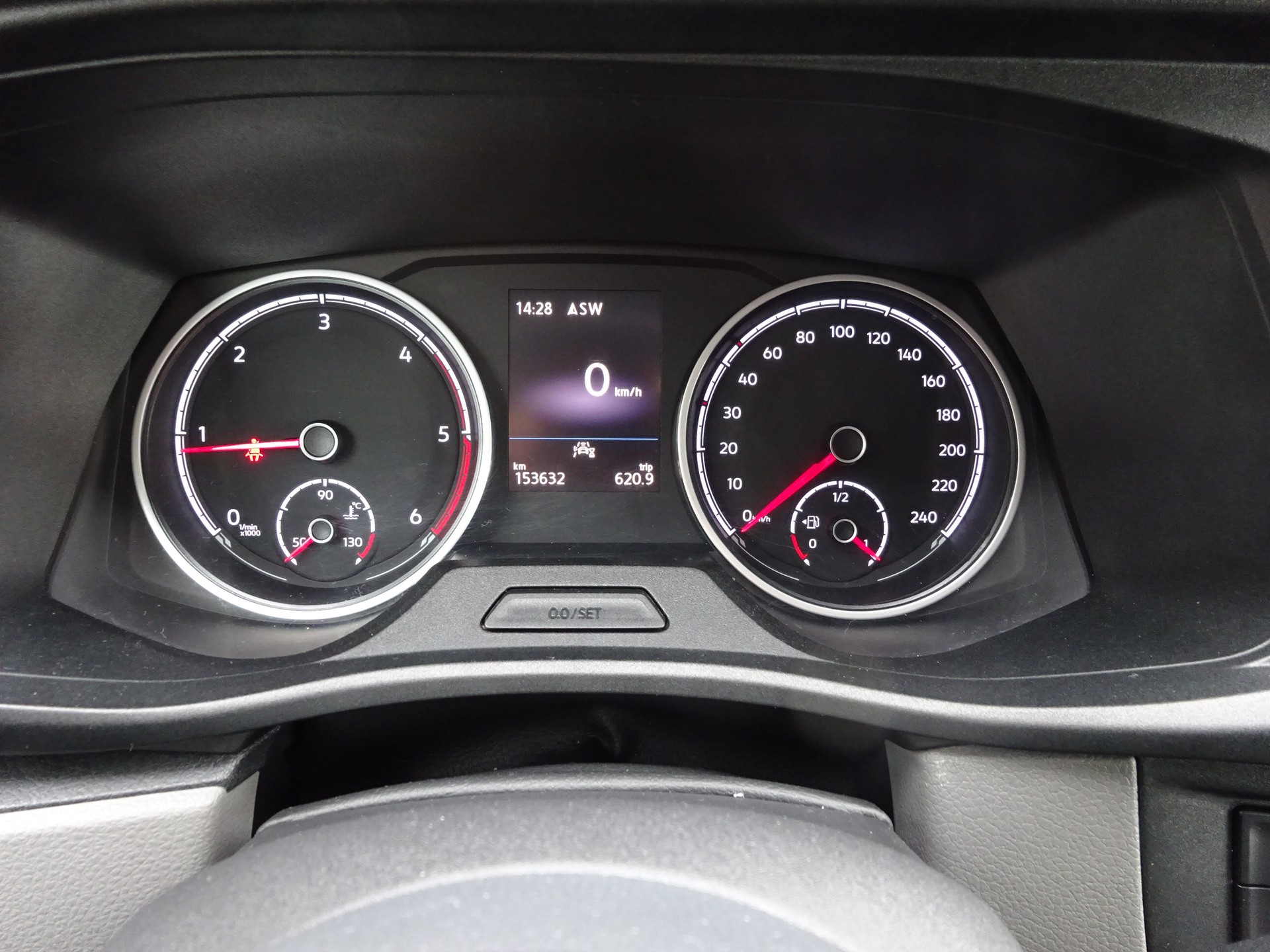 VW T6.1 2.0 TDI 4Motion-image-13