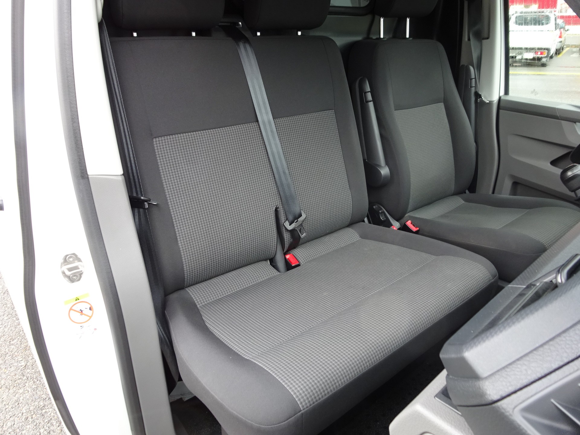 VW T6.1 2.0 TDI 4Motion-image-24