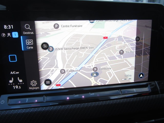 VW Golf VIII 2.0 TSI R-Line DSG 4motion-image-8