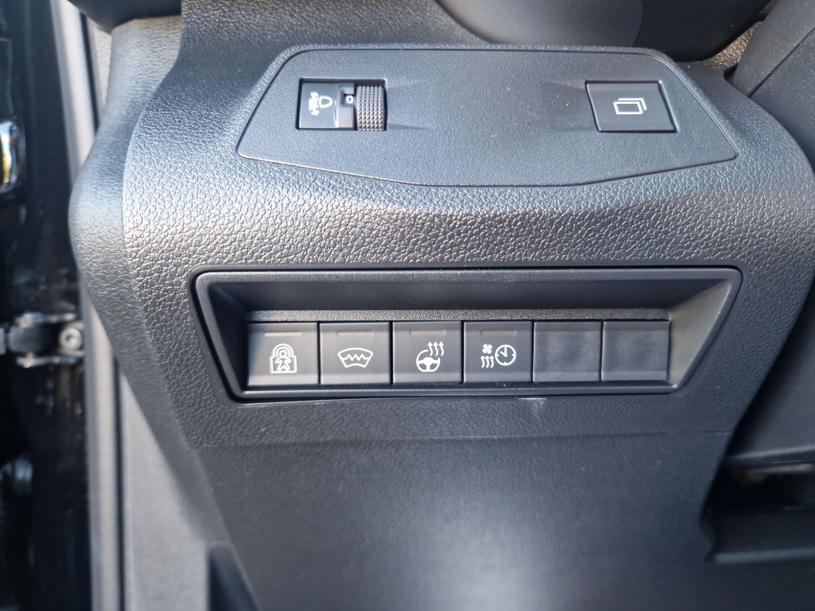 FIAT Doblo Basis-image-11
