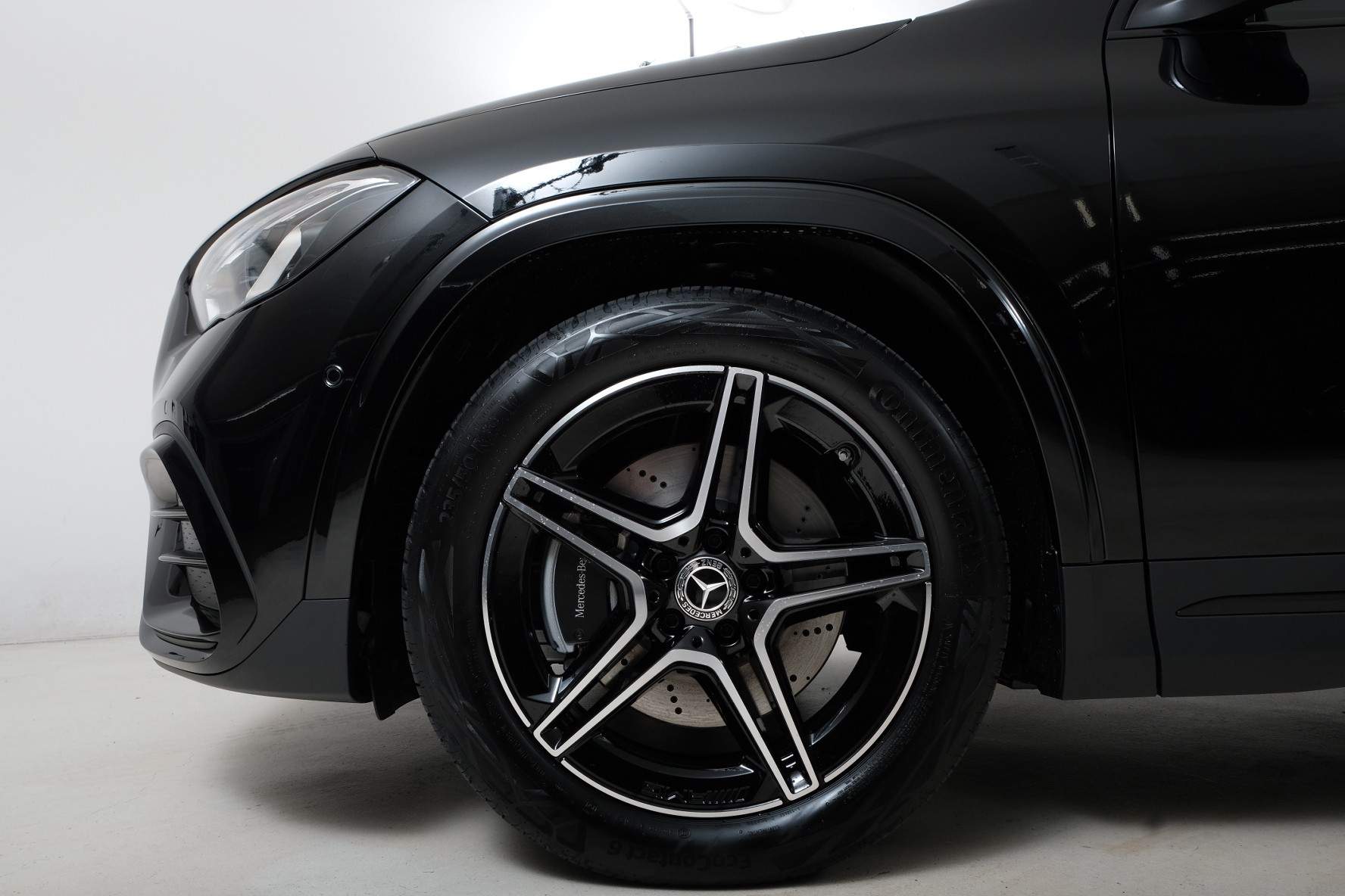MERCEDES-BENZ GLA 250 4Matic 8G-DCT Swiss Star-image-1