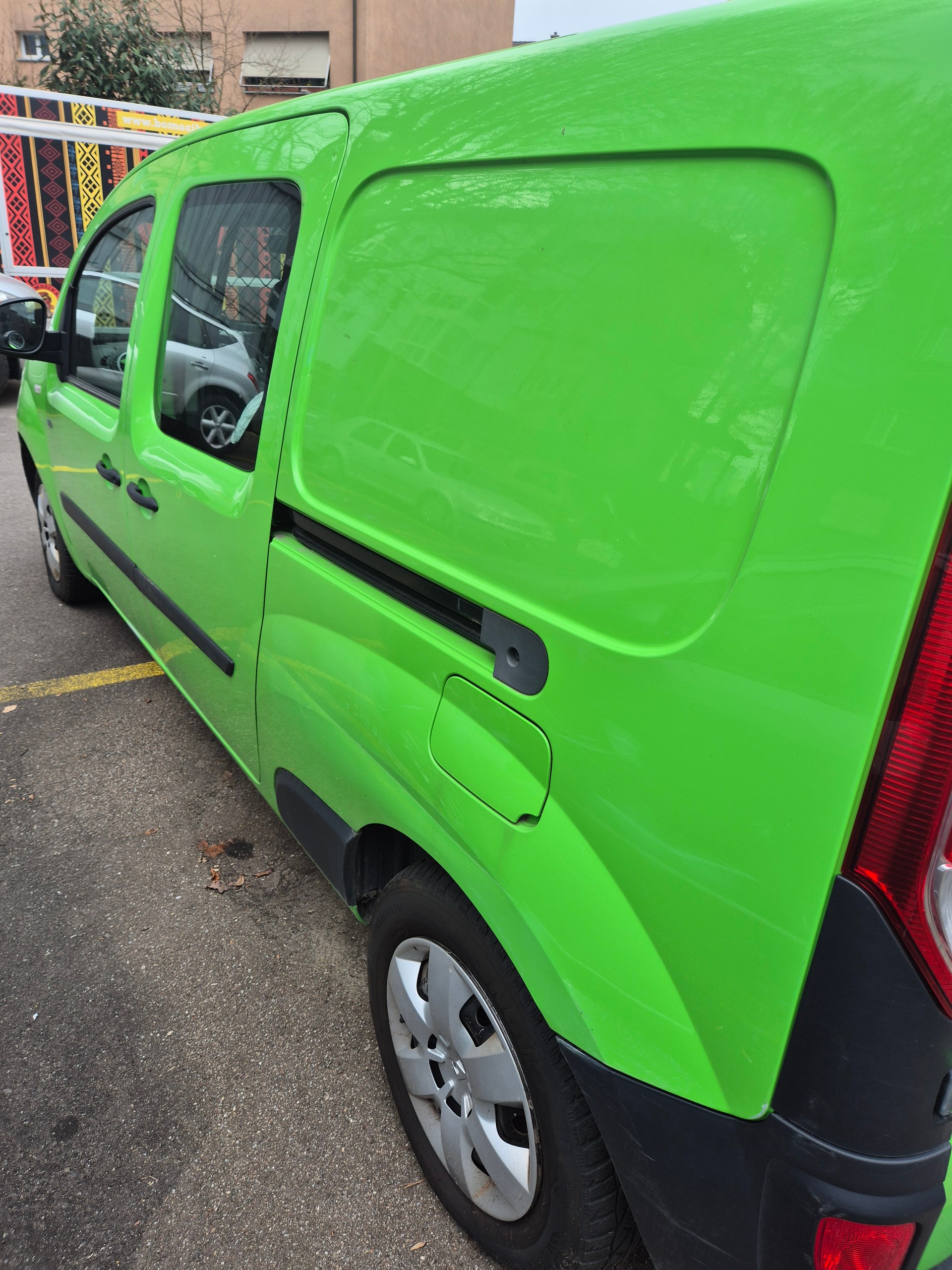 RENAULT KANGOO MAXI-image-4