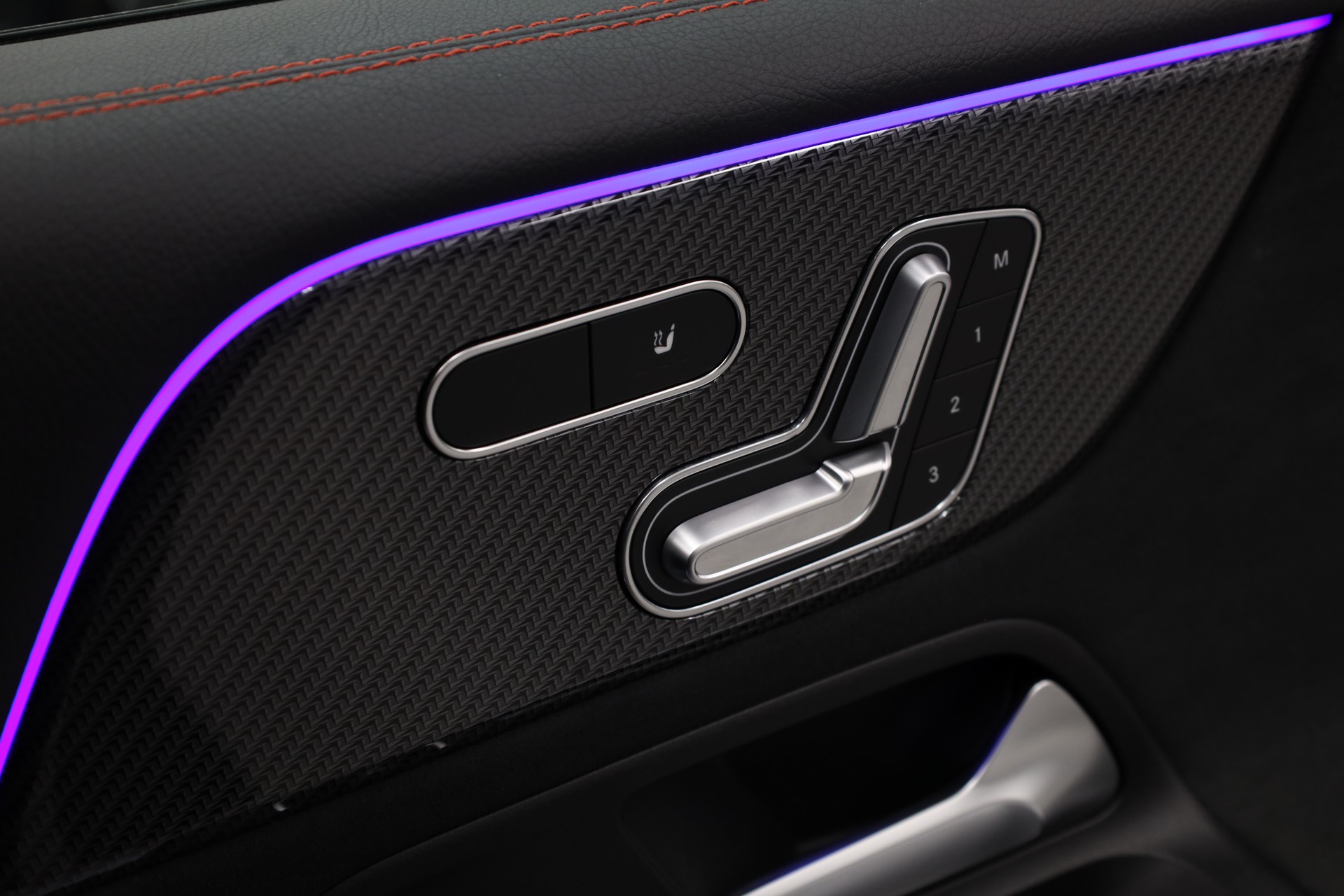 MERCEDES-BENZ GLB 35 AMG 4matic-image-27