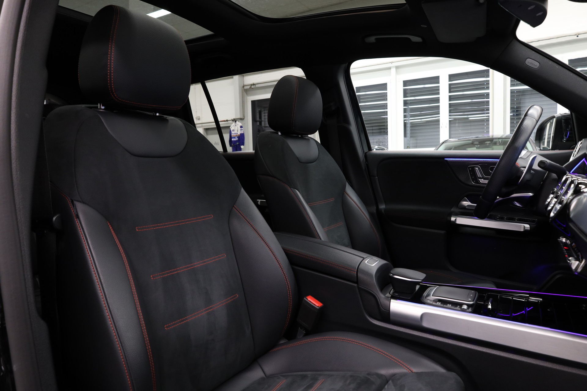 MERCEDES-BENZ GLB 35 AMG 4matic-image-21