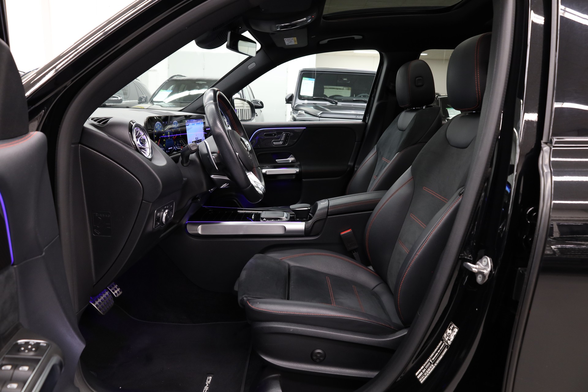 MERCEDES-BENZ GLB 35 AMG 4matic-image-15
