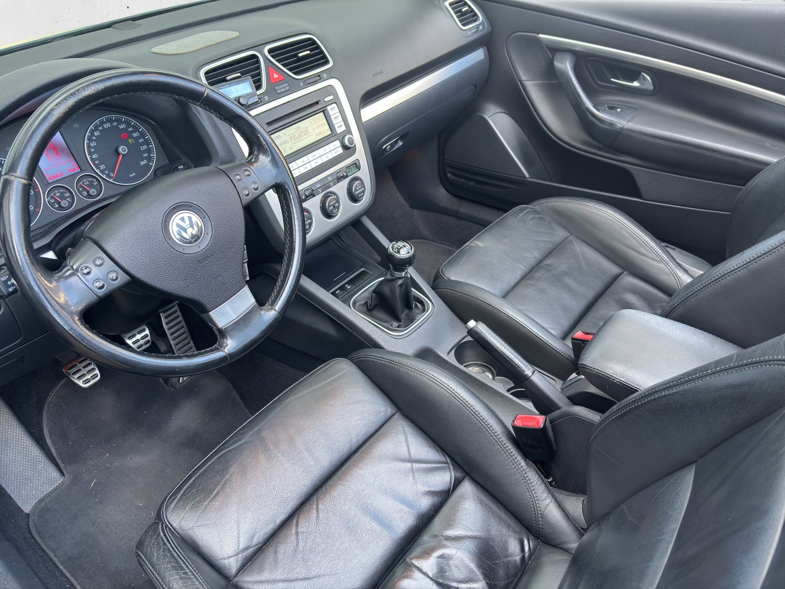 VW Eos 2.0 FSI Turbo mit Leder & Winterräder-image-19