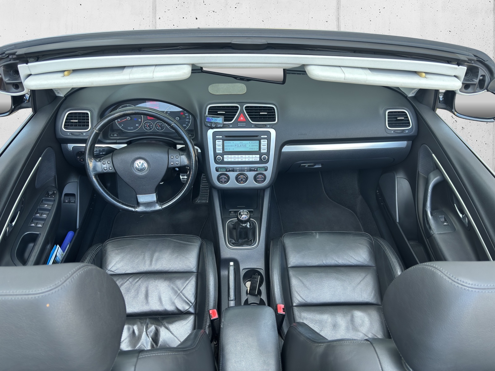 VW Eos 2.0 FSI Turbo mit Leder & Winterräder-image-11