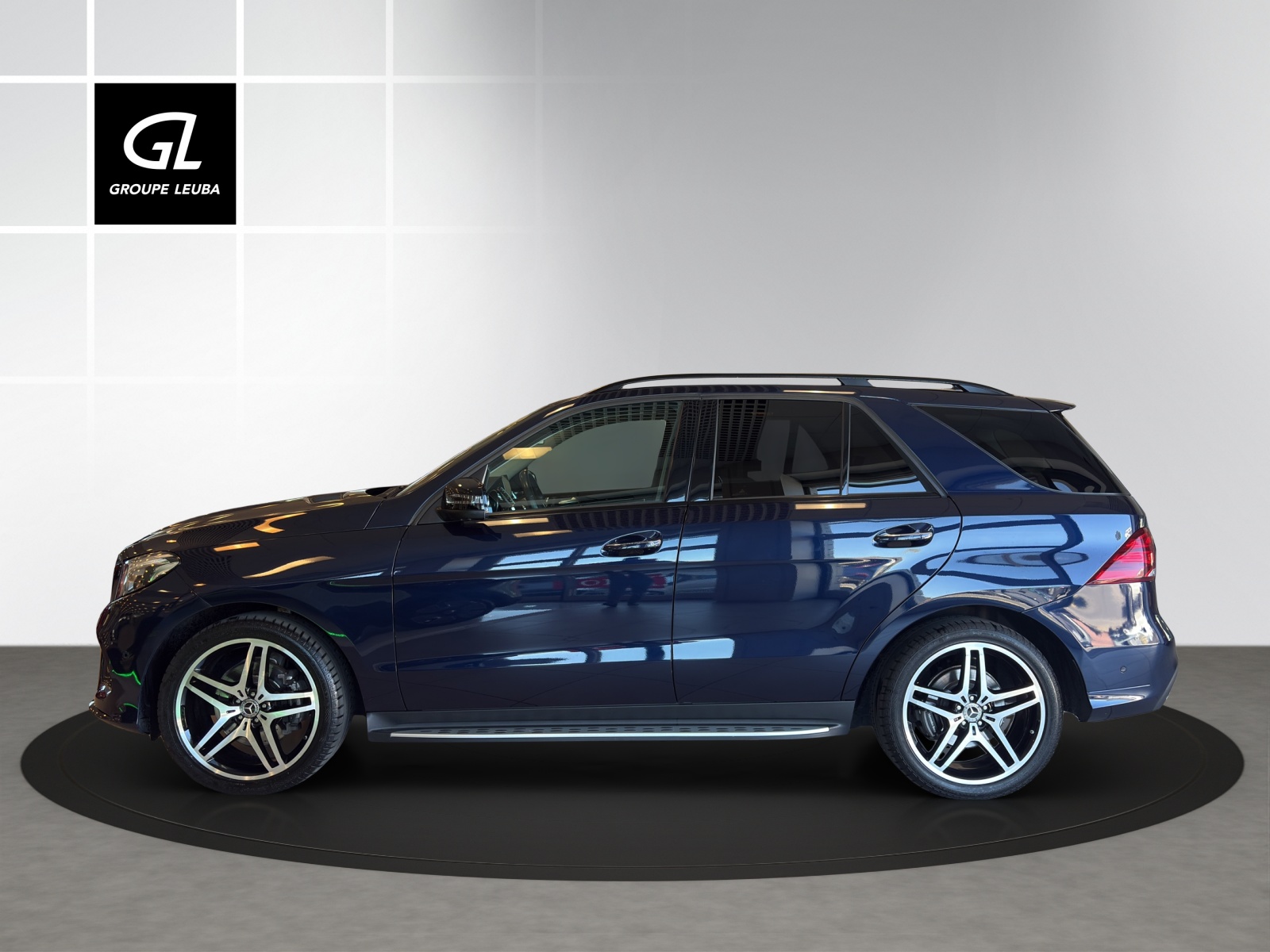 MERCEDES-BENZ GLE 250 d Executive 4M-showroom-element-2