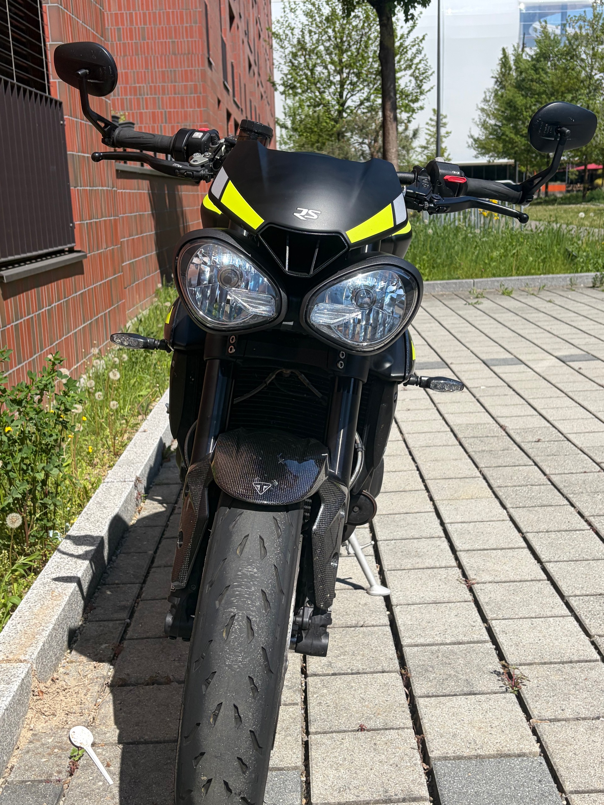 TRIUMPH Speed Triple RS 1050 ABS-image-1