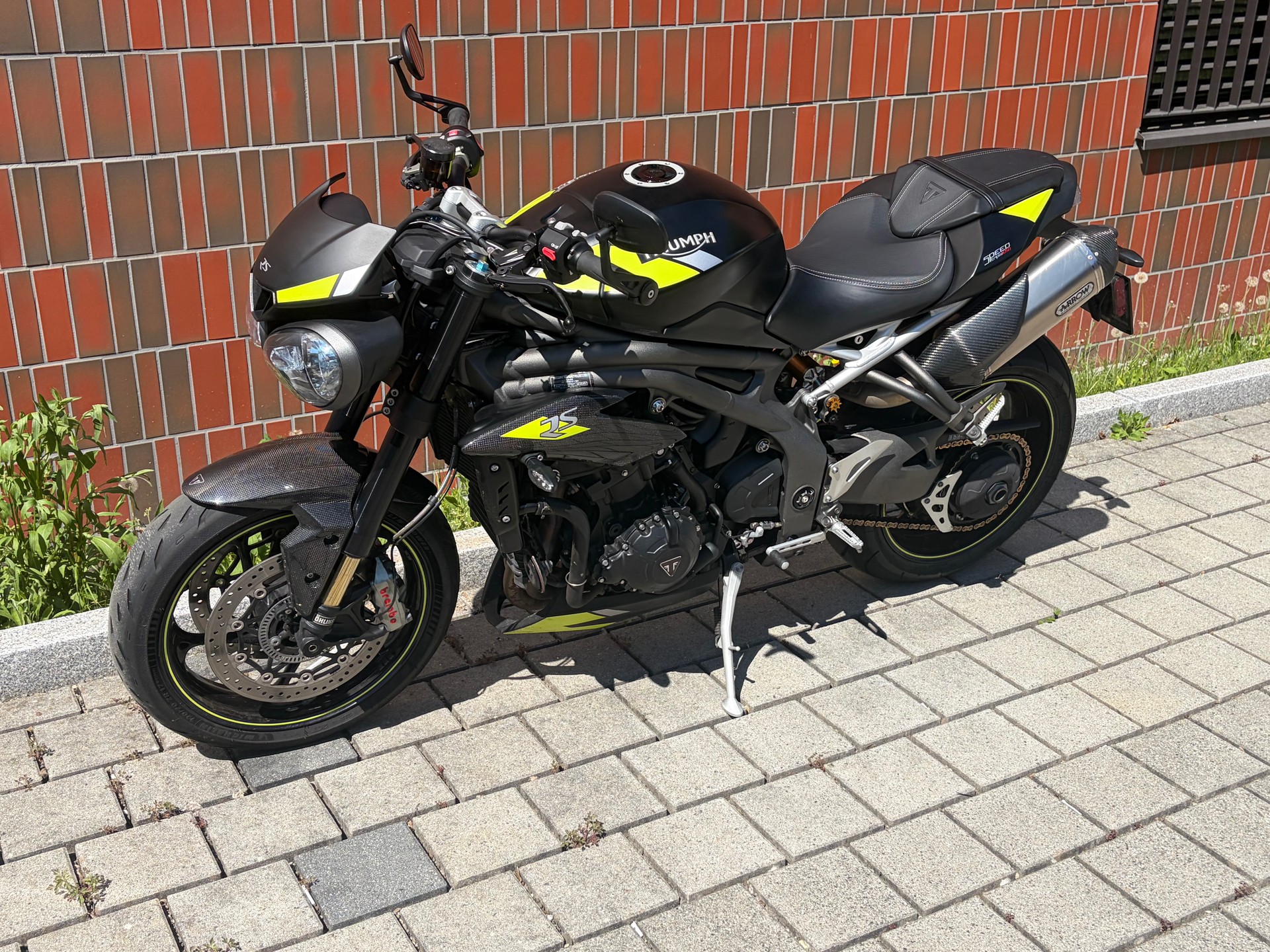 TRIUMPH Speed Triple RS 1050 ABS-image-2