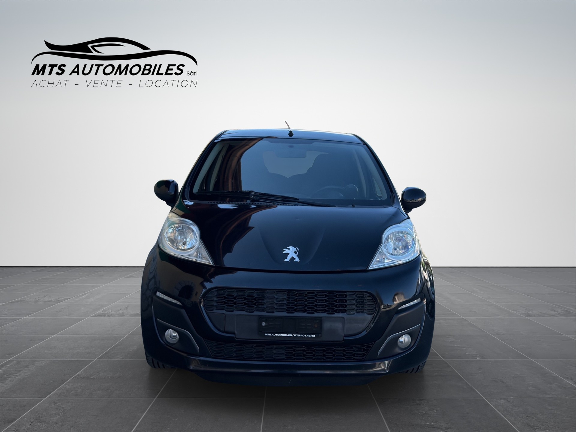 PEUGEOT 107 1.0 Style-image-1