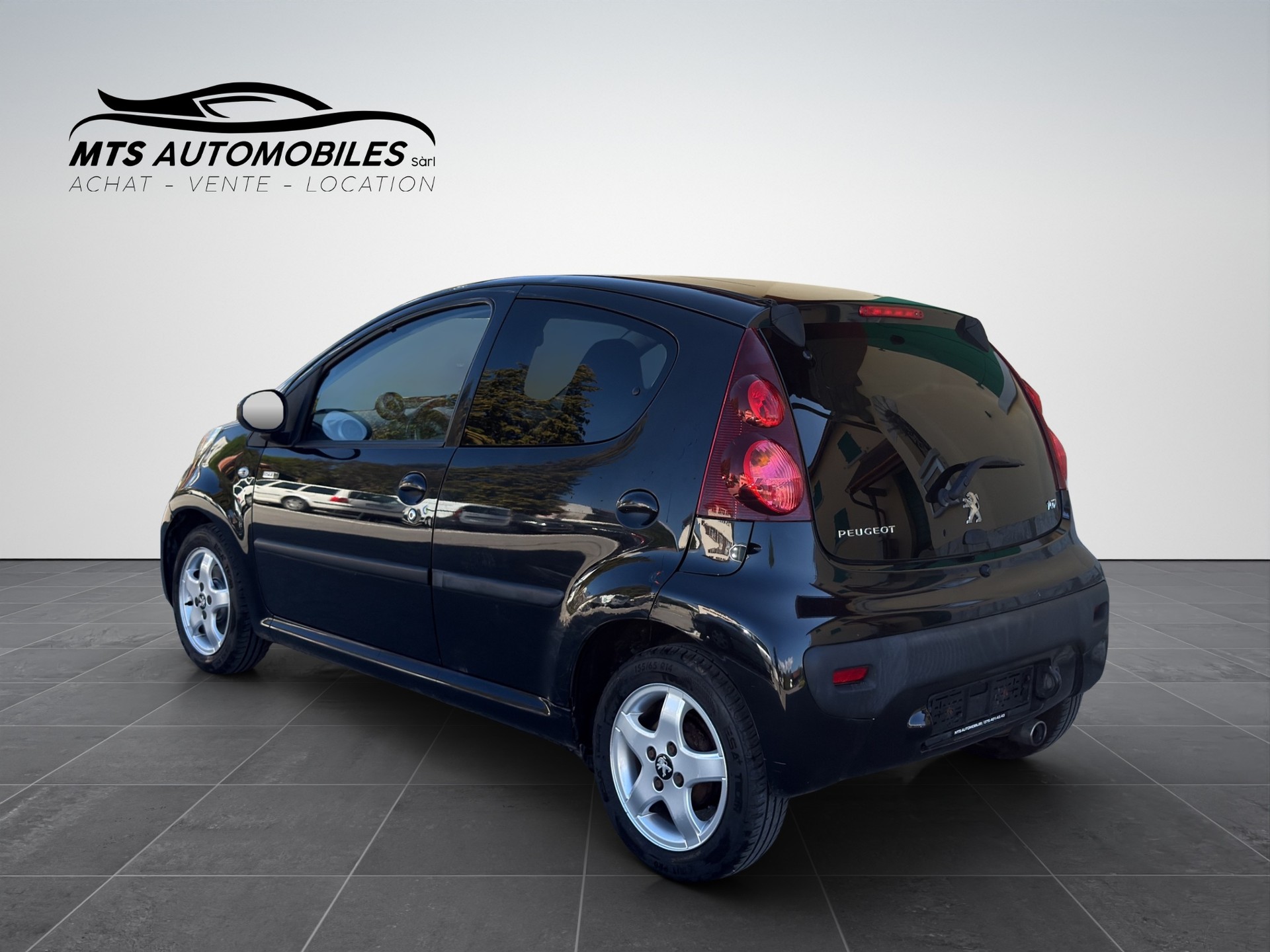 PEUGEOT 107 1.0 Style-image-3