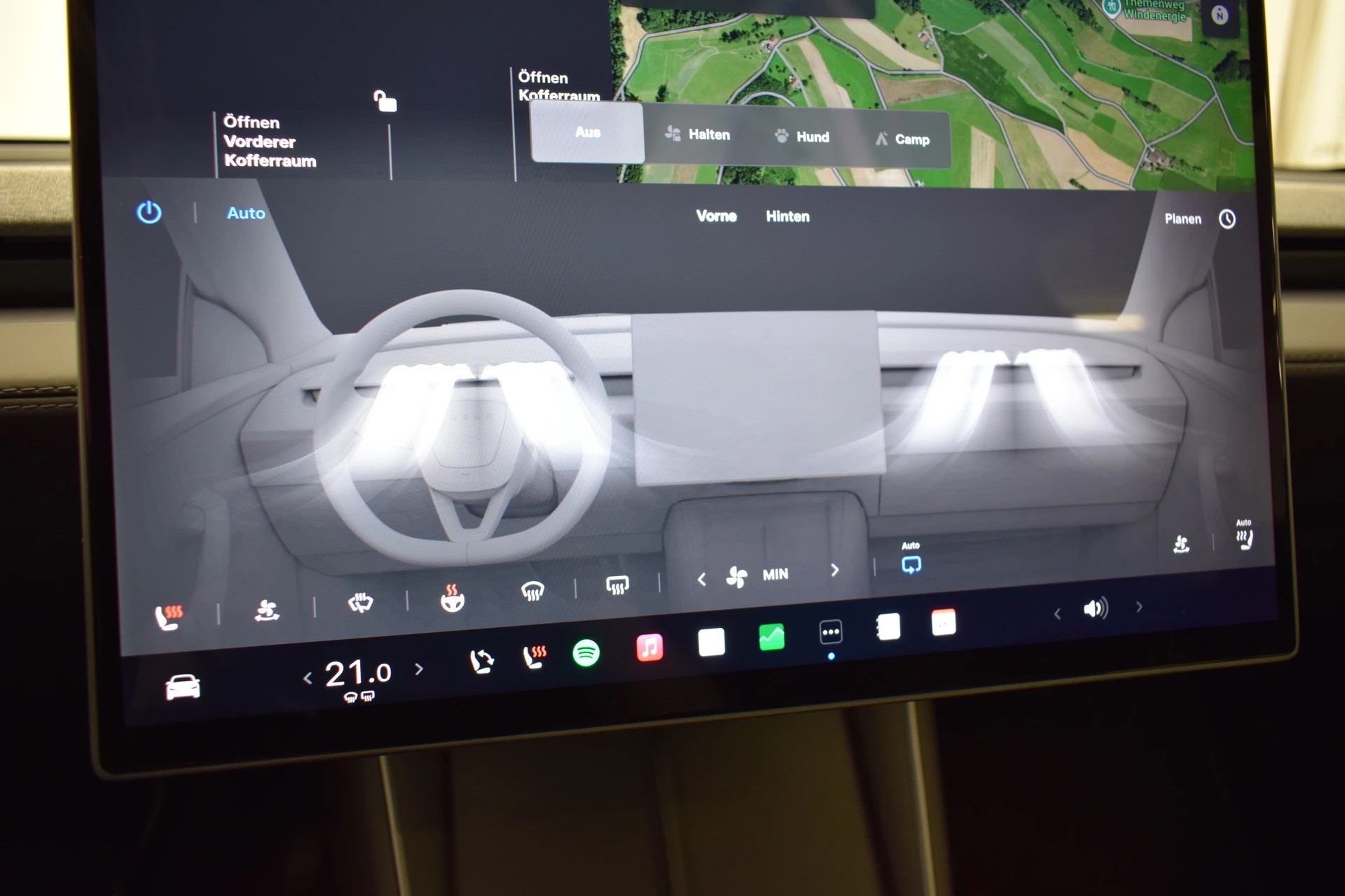 TESLA Model Y 534km WLTP, CH IVI, 2026er Facelift mit schwarzem Dachhimmel und neuem 16 Zoll Monitor-image-15
