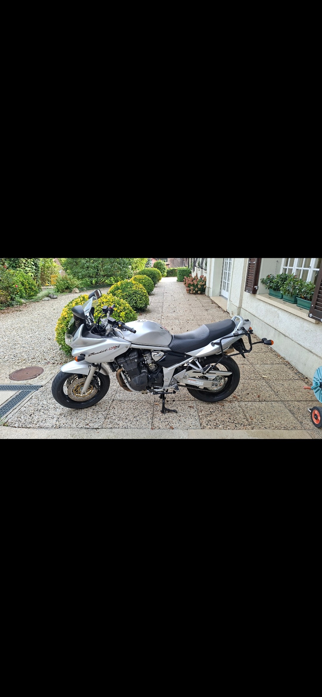 SUZUKI GSF 1200 S Bandit K3/K4
