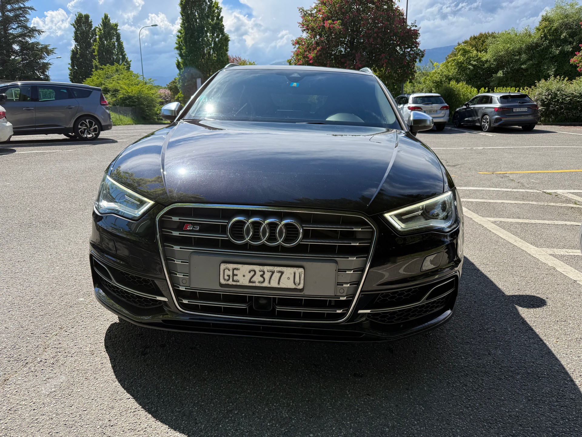 AUDI S3 Sportback 2.0 TFSI quattro S-tronic-showroom-element-1