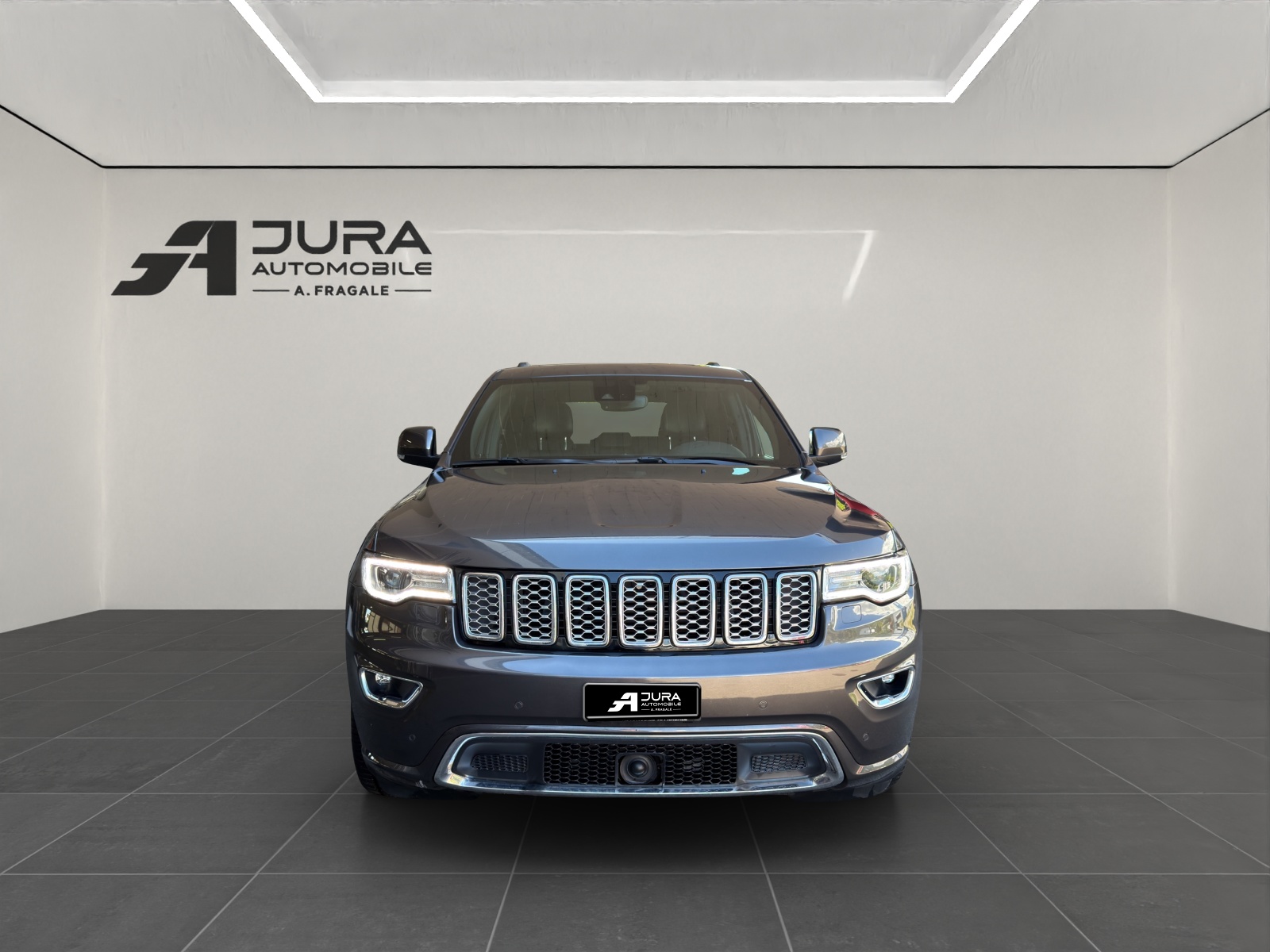 JEEP Grand Cherokee 3.0 CRD 250 Overland-image-2