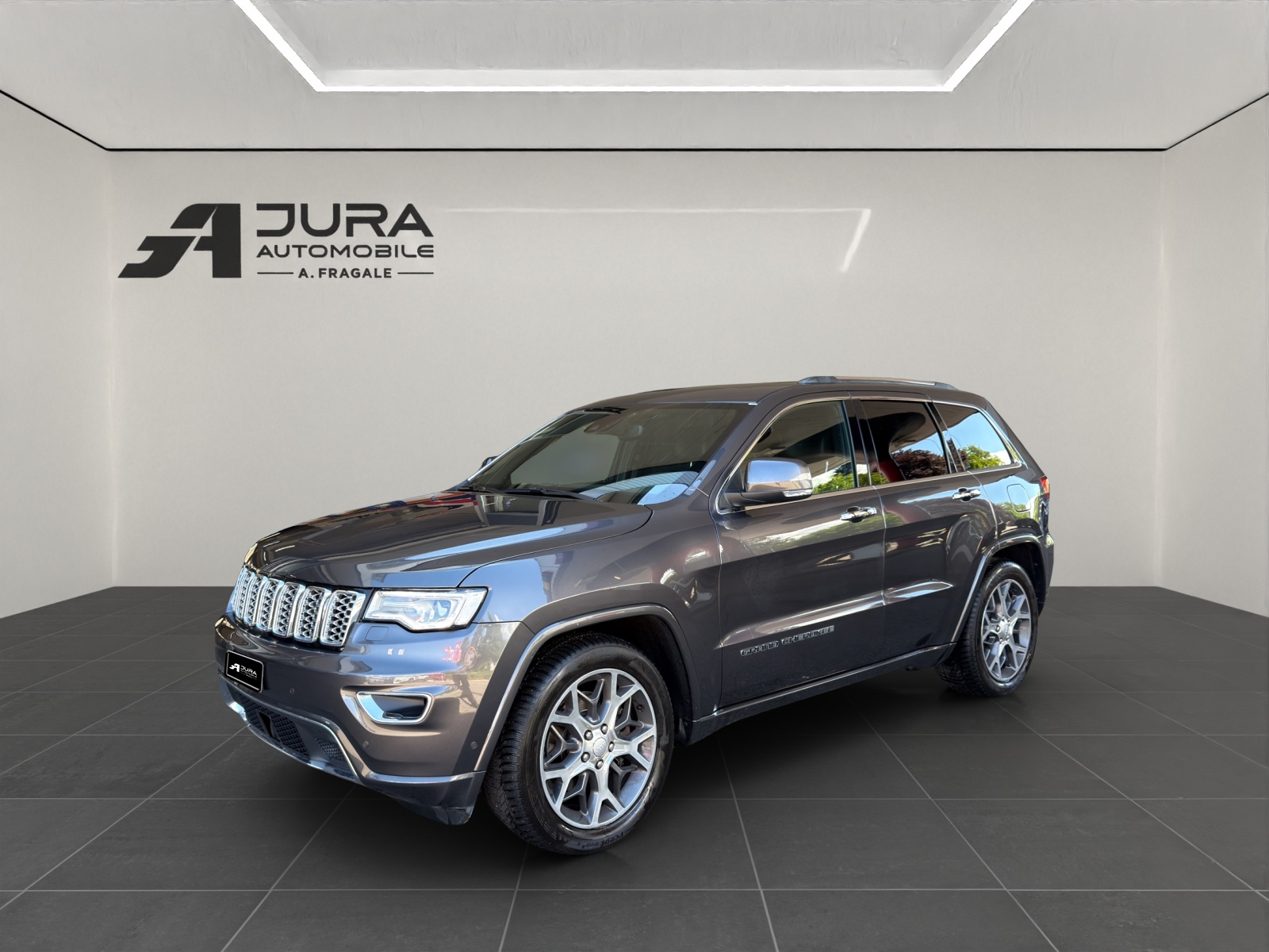 JEEP Grand Cherokee 3.0 CRD 250 Overland-image-1