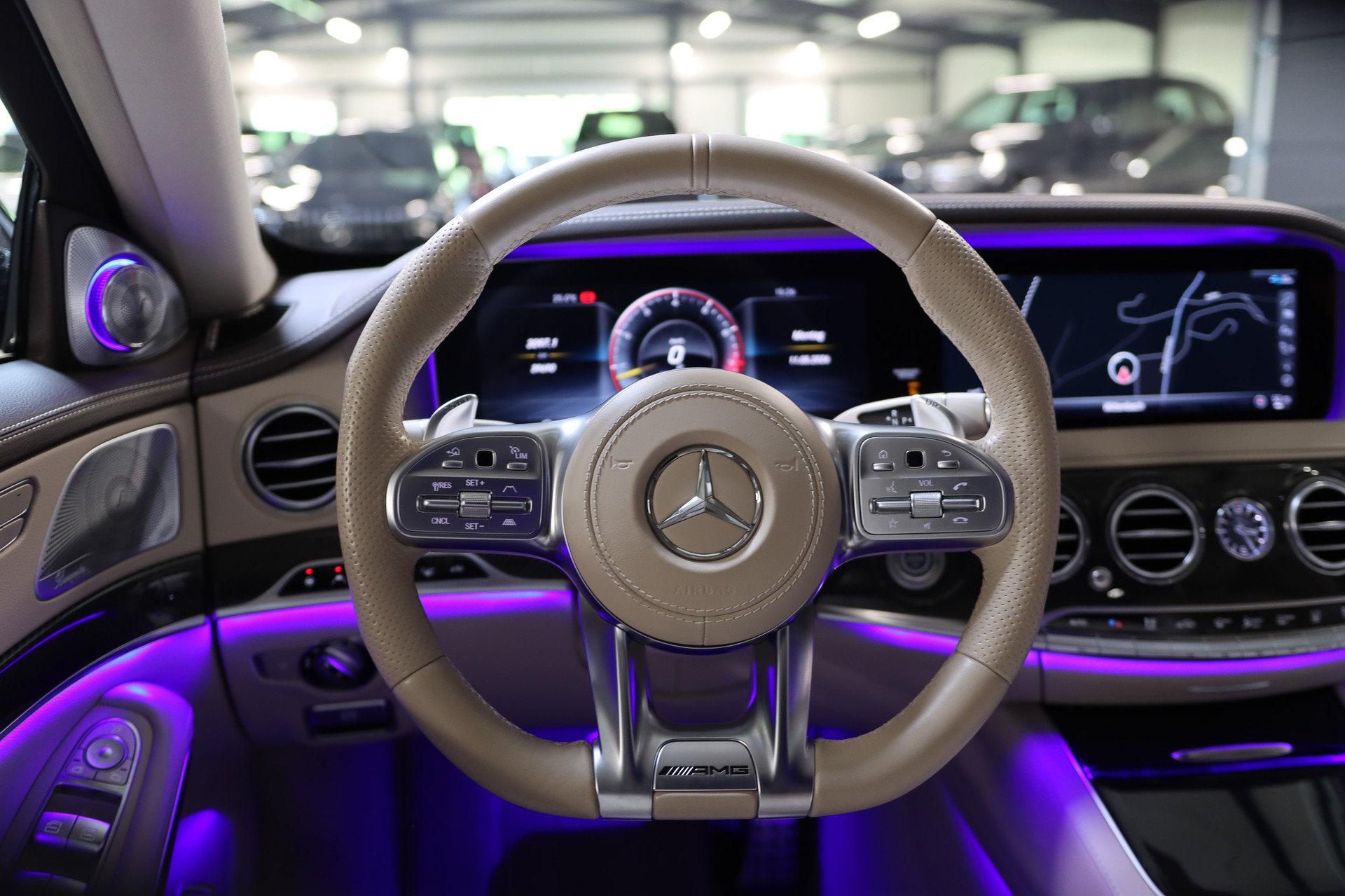 MERCEDES-BENZ S 63 AMG L 4Matic+ 9G-Tronic-image-9