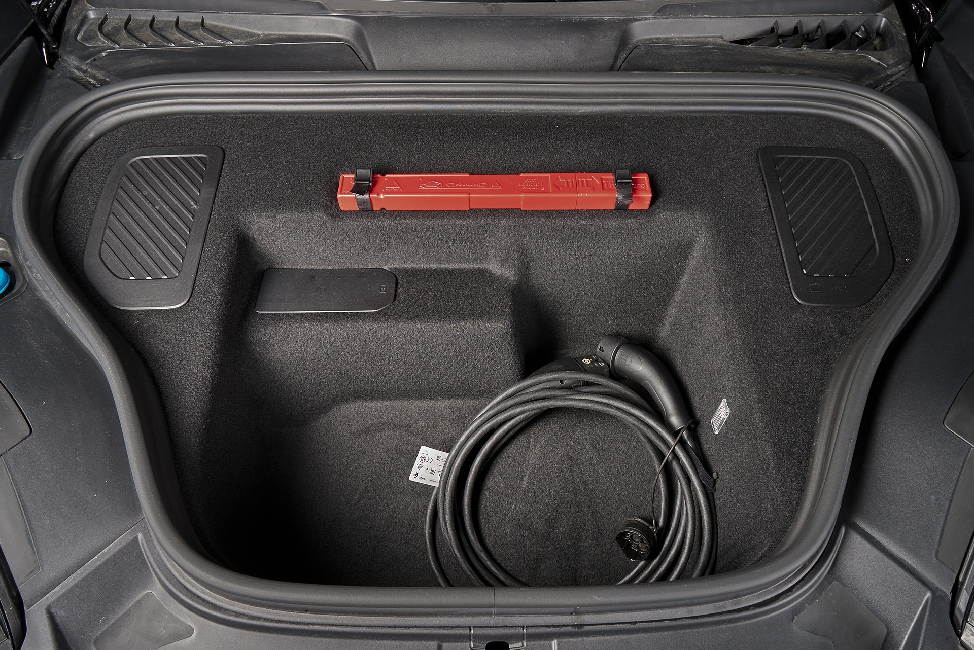 PORSCHE Macan 4 100kWh-image-10