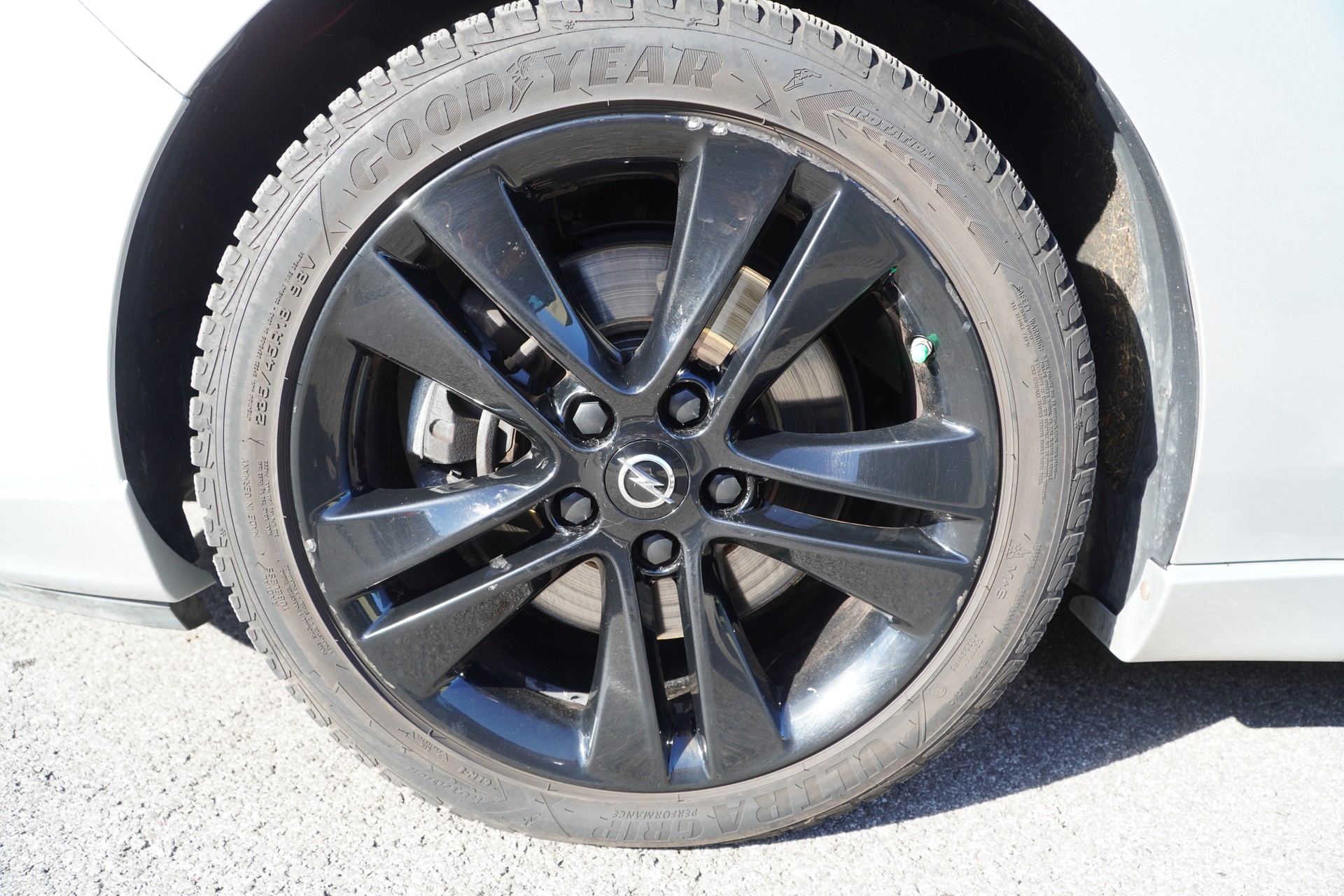 OPEL Zafira 1.6i 16V Turbo OPC Line-image-21