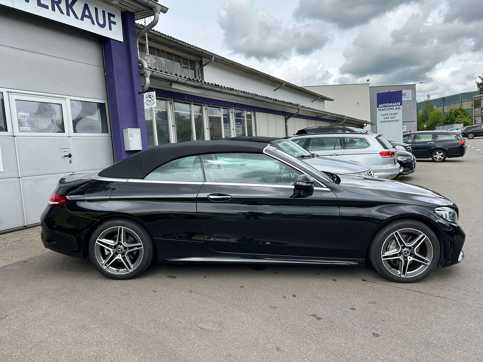 MERCEDES-BENZ C 200 AMG Line Cabriolet 4Matic 9G-Tronic-image-8