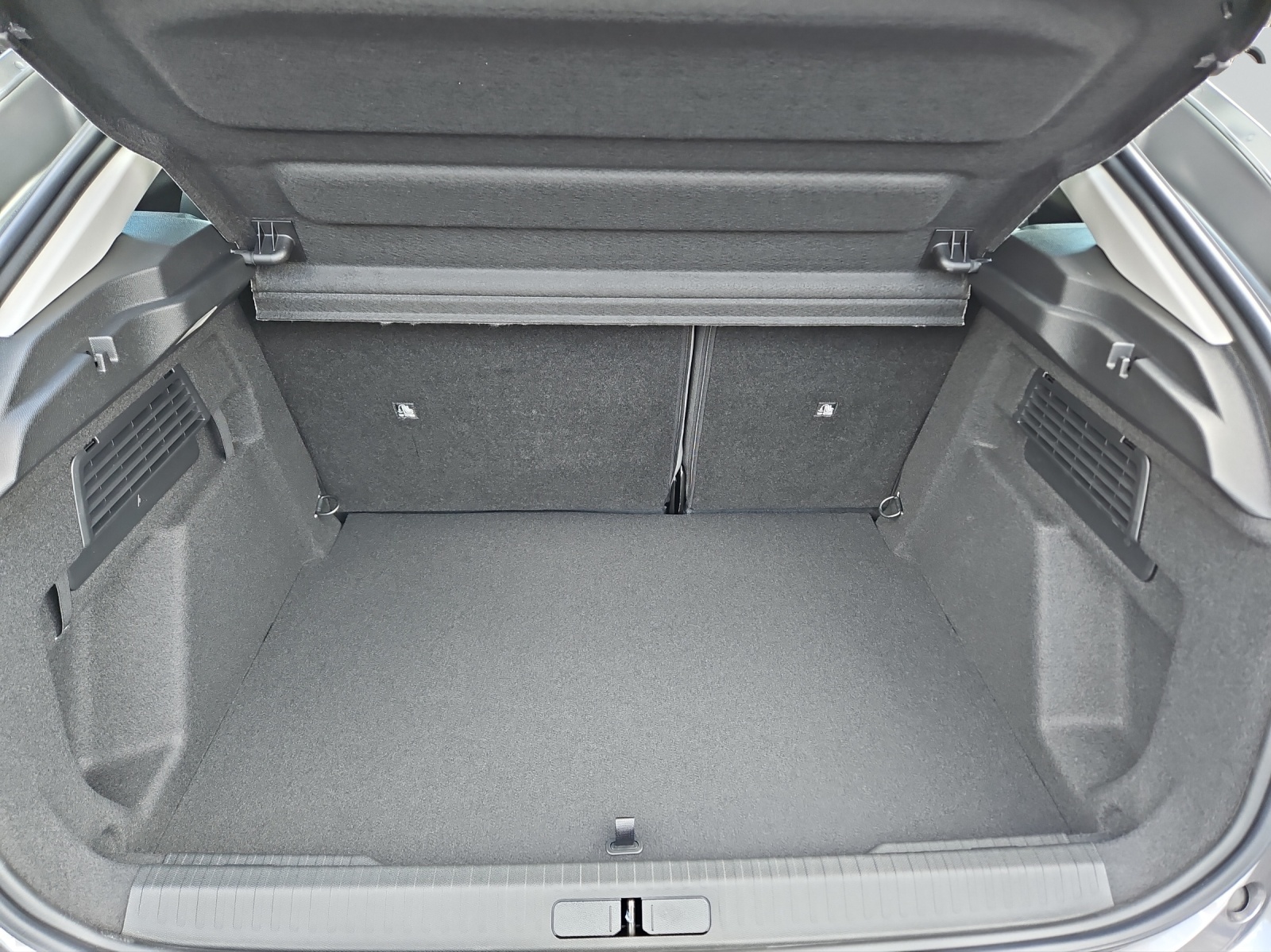 CITROEN C4 1.2 Hybrid Tonic-image-9