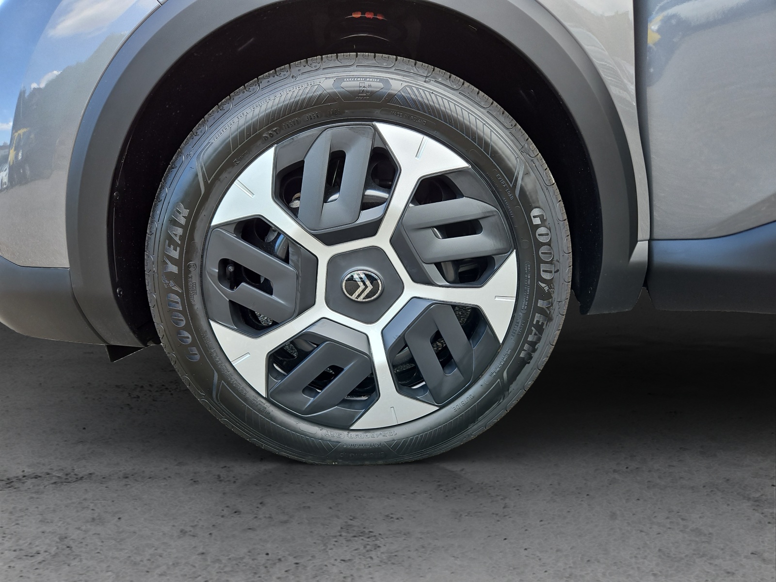 CITROEN C4 1.2 Hybrid Tonic-image-16