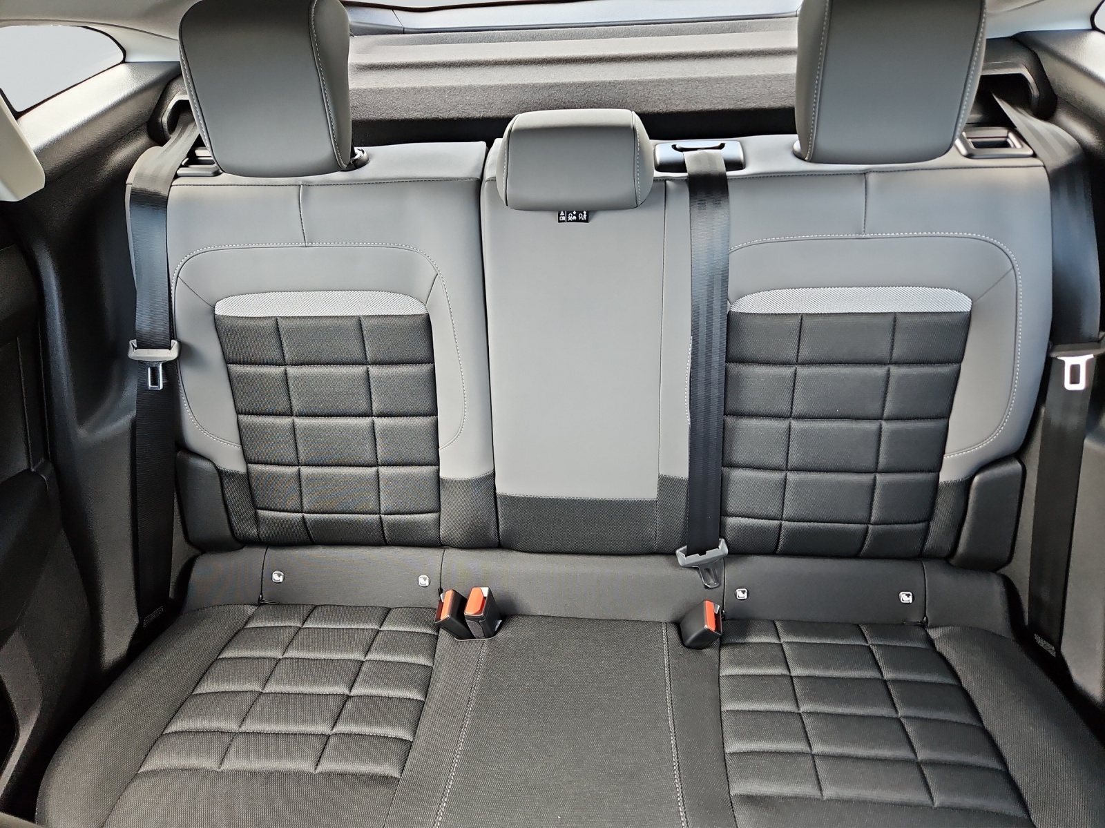 CITROEN C4 1.2 Hybrid Tonic-image-8