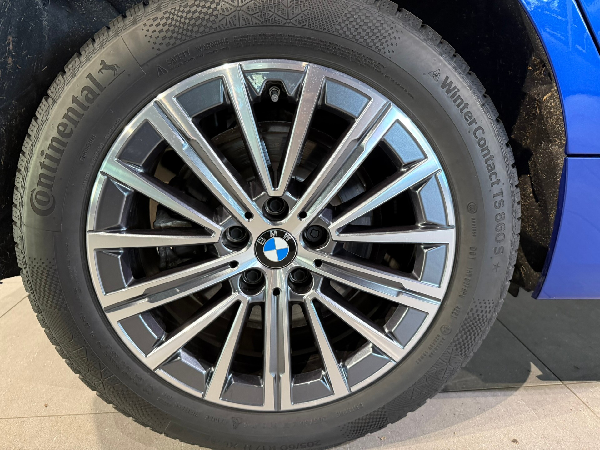 BMW 230e xDrive Active Tourer M Sport-image-10
