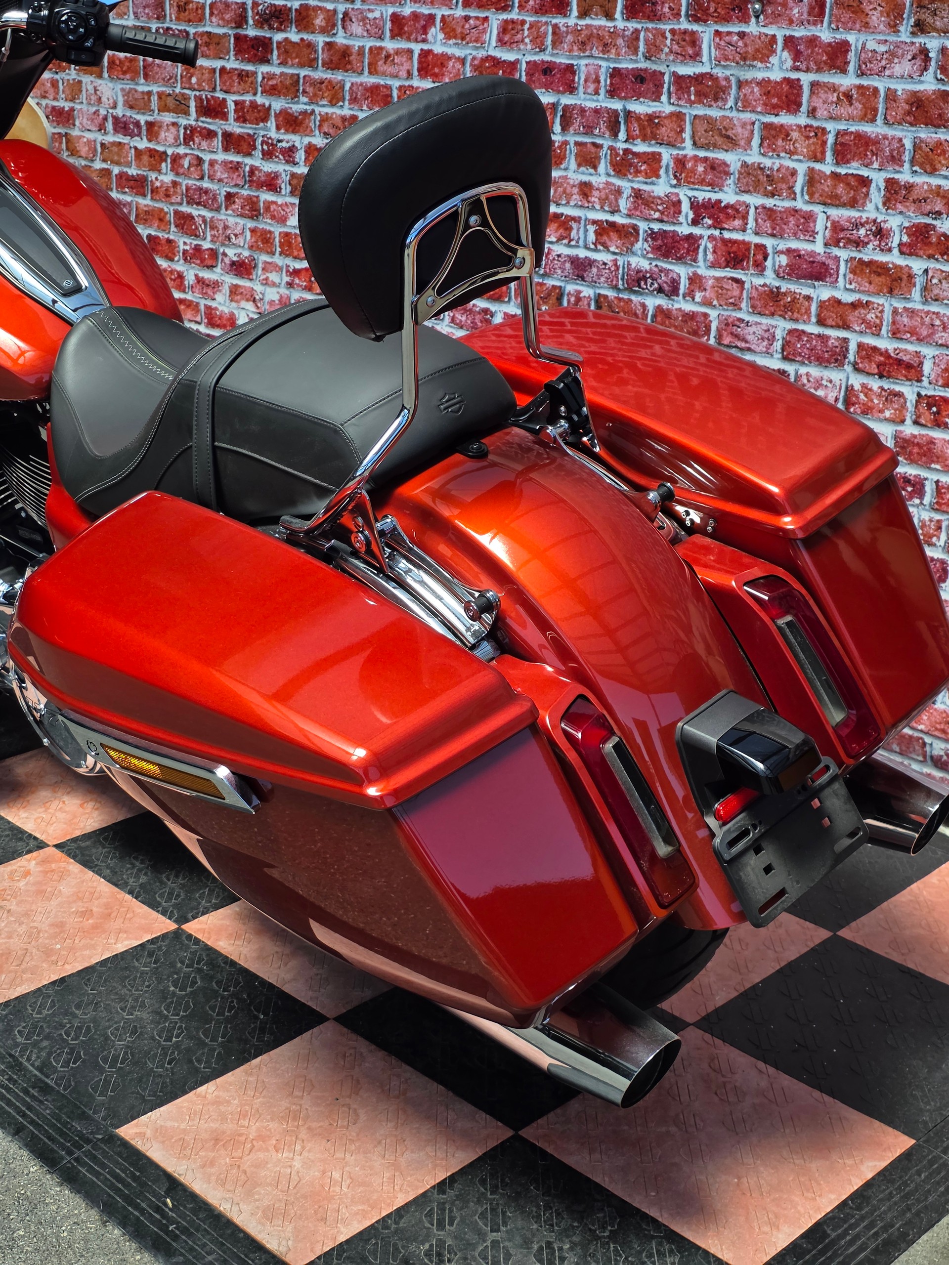 HARLEY-DAVIDSON FLHX Street Glide 117-image-8