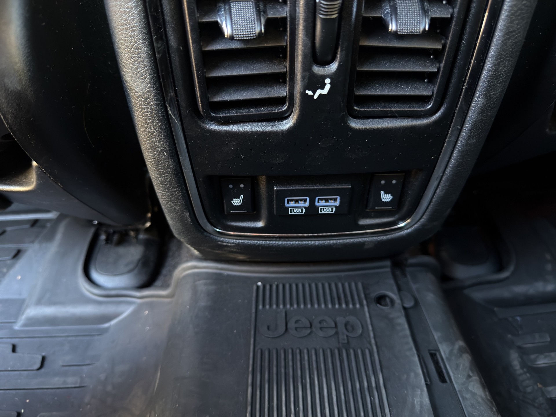 JEEP Grand Cherokee 3.0 CRD Trailhawk Automatic-image-12