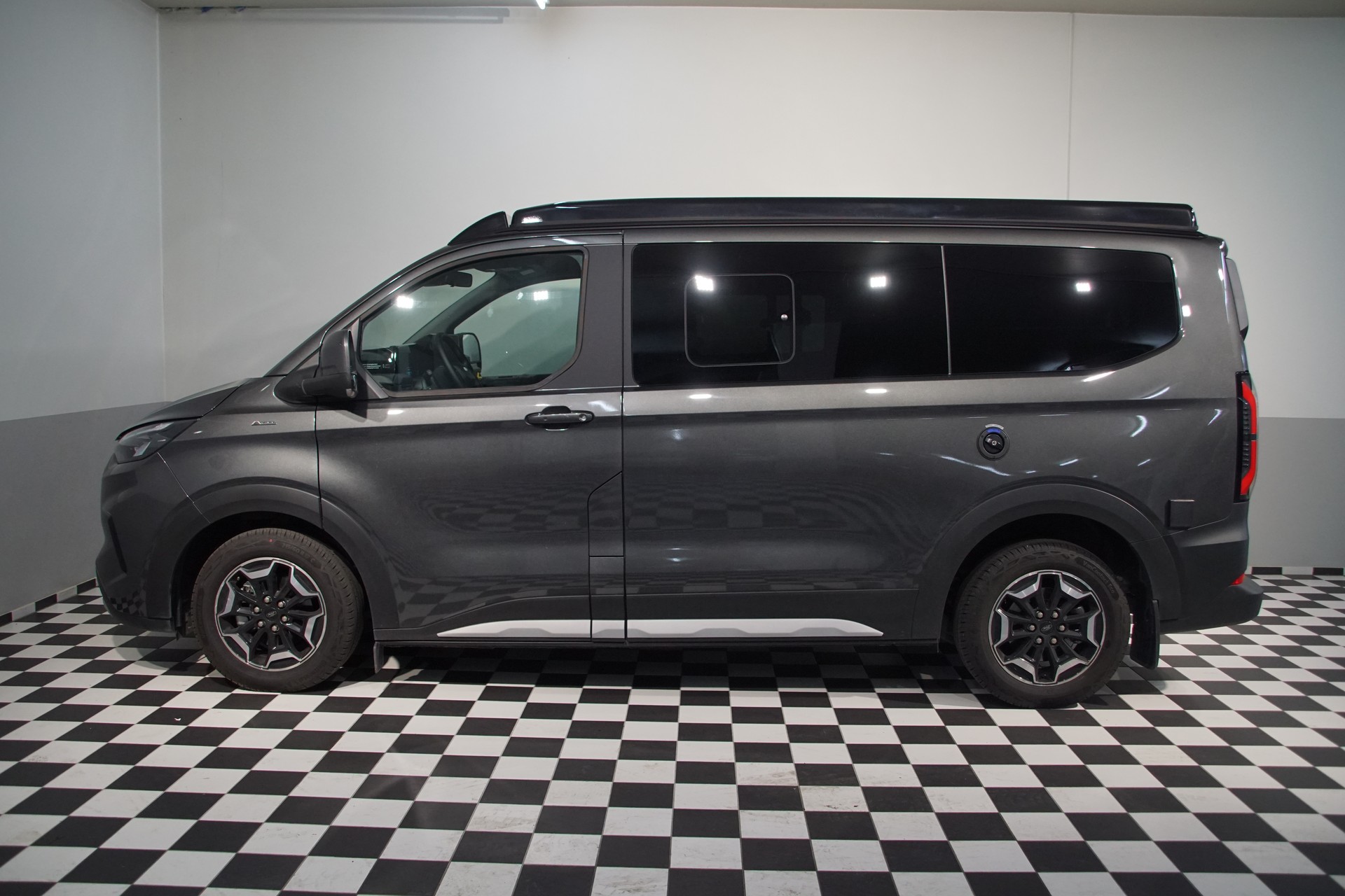 FORD Nugget Active L1 320 AWD 4x4-image-8