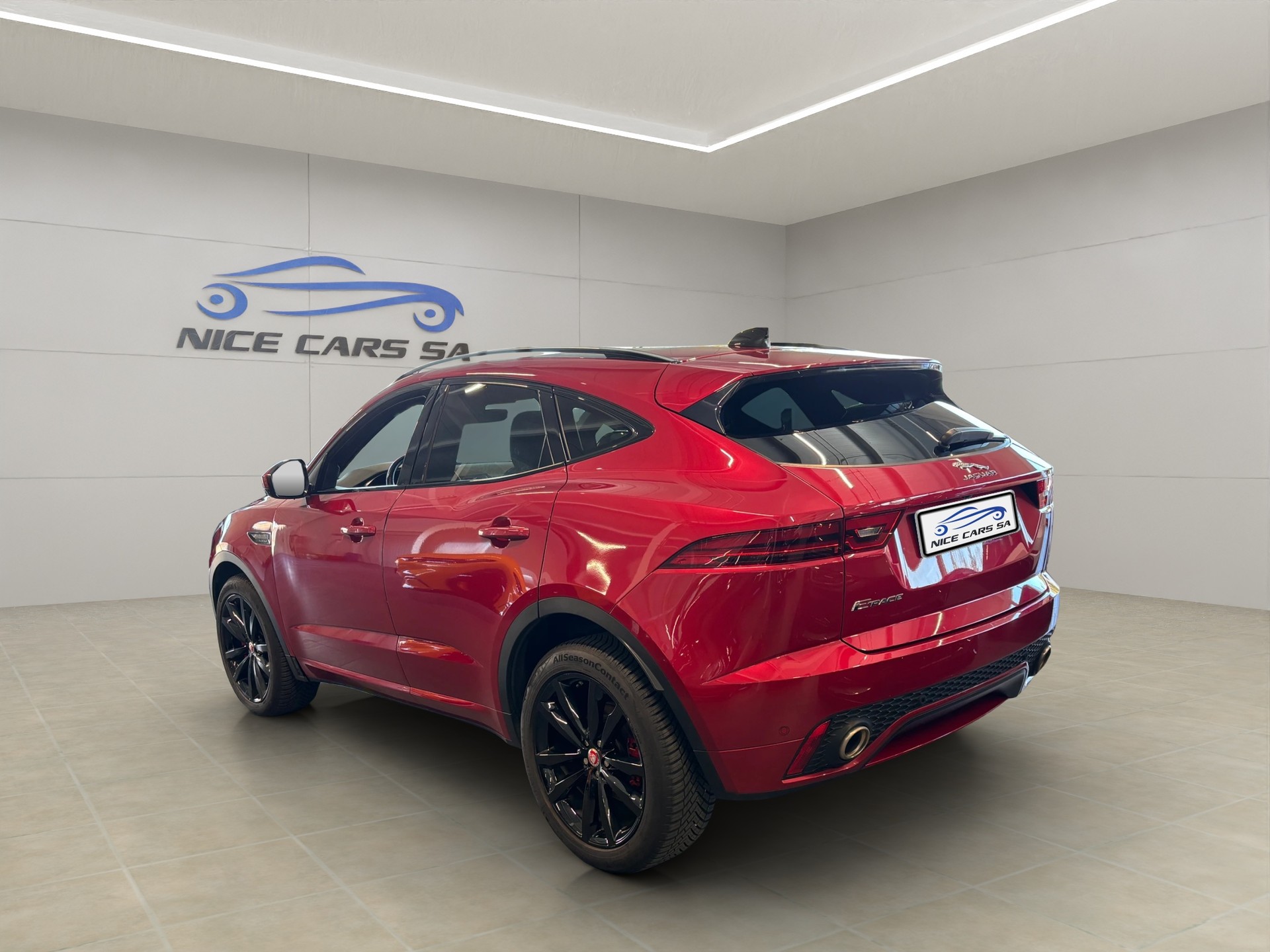JAGUAR E-Pace 2.0 P250 R-Dynamic S AWD Automatik-showroom-element-3