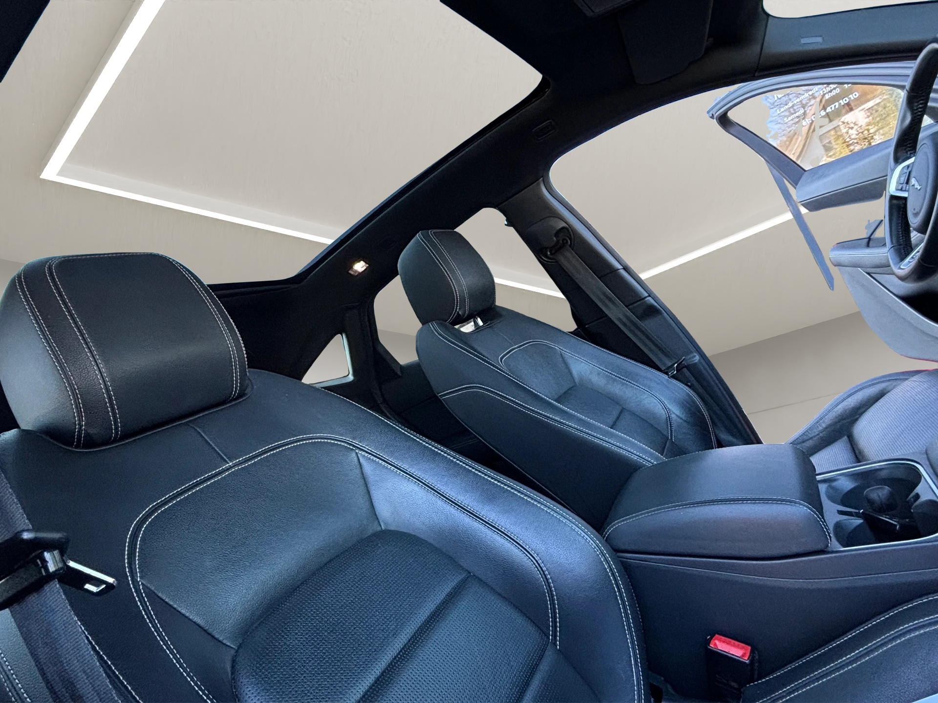 JAGUAR E-Pace 2.0 P250 R-Dynamic S AWD Automatik-image-10