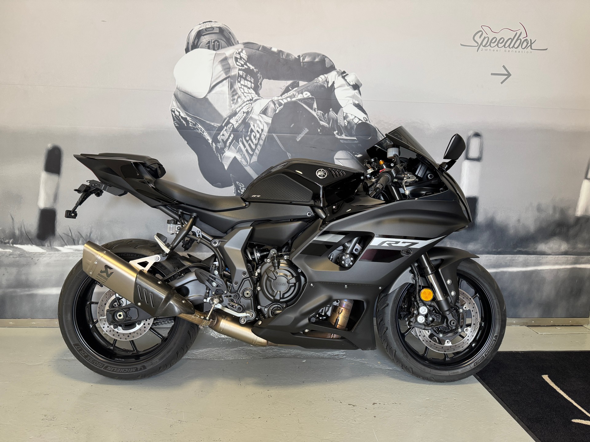 YAMAHA YZF-R7 (35kW)-image-1