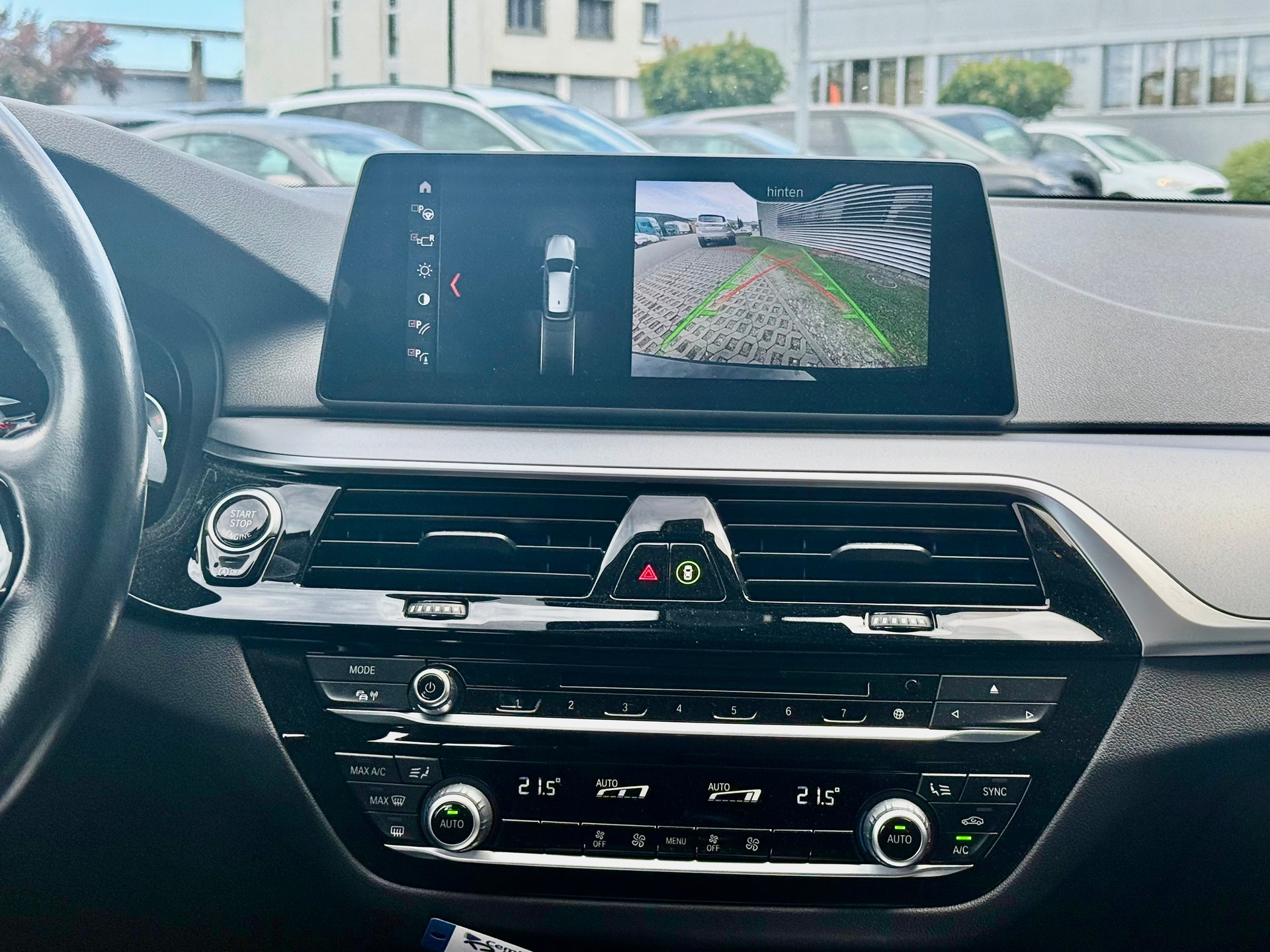 BMW 530d xDrive Touring Steptronic-image-8