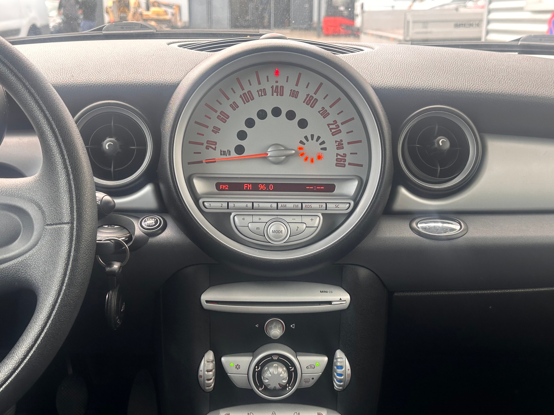 MINI Cooper One *6 Gang Getriebe*-image-13