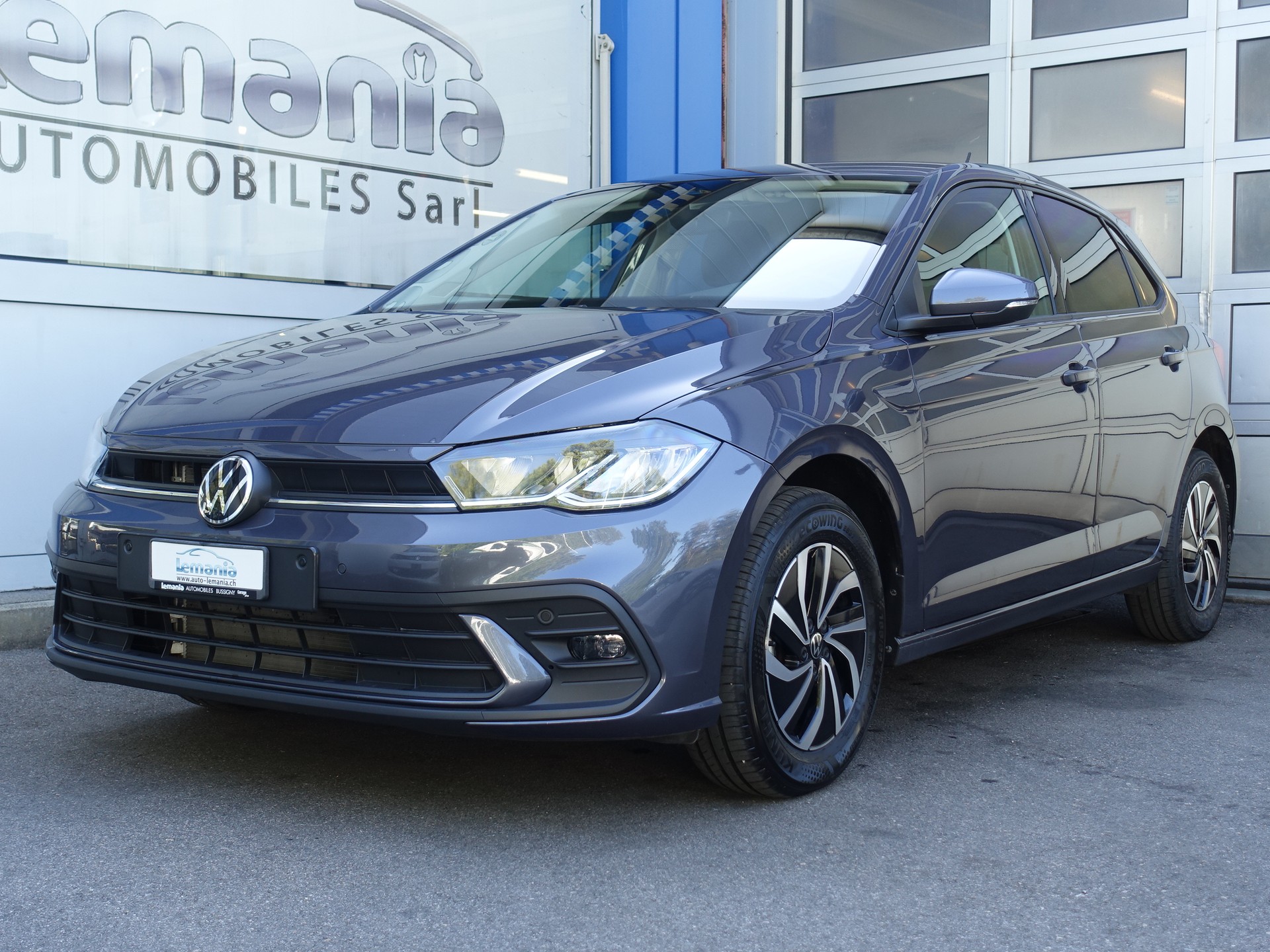 VW Polo 1.0 TSI Life DSG-showroom-element-1