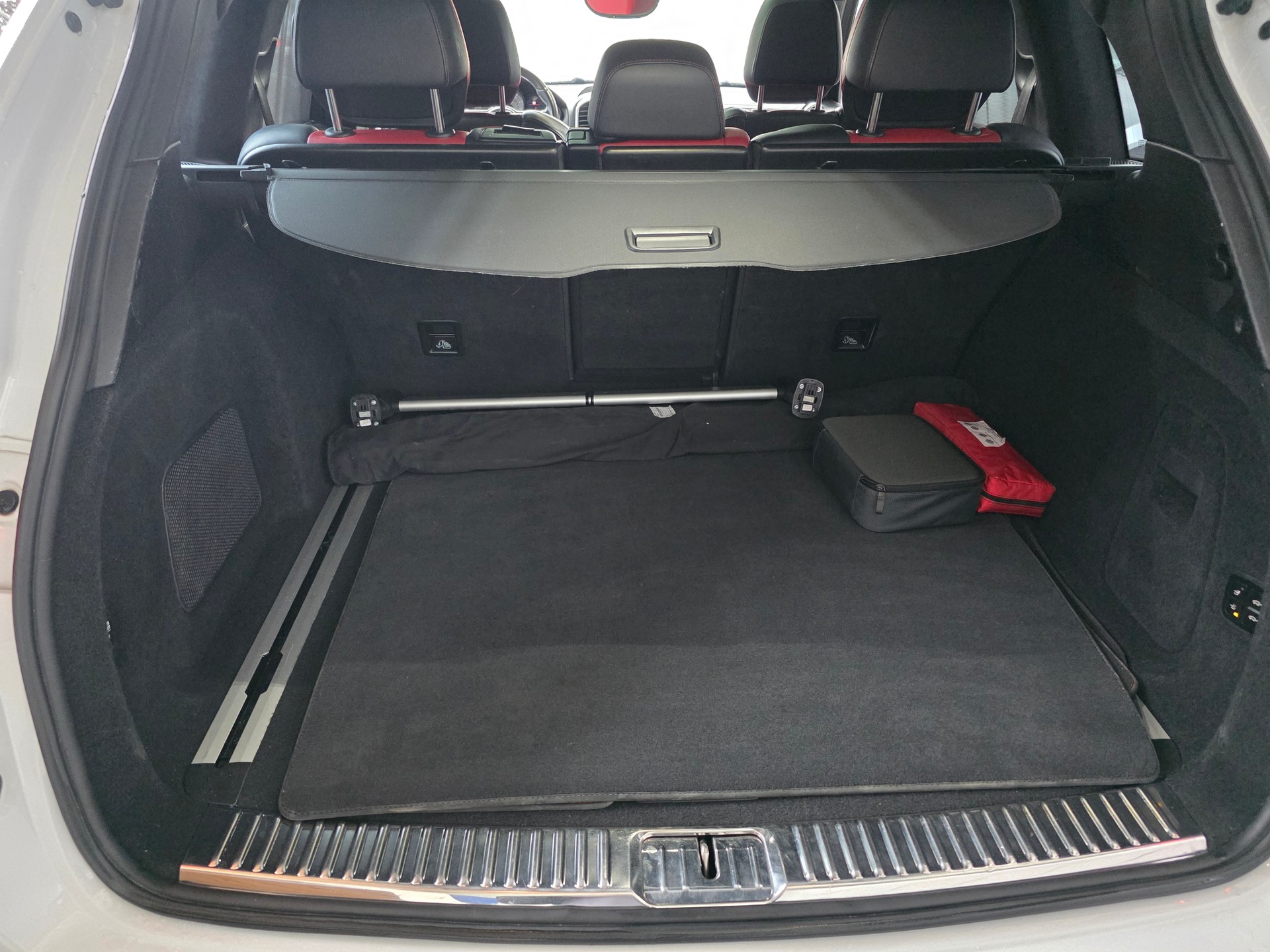 PORSCHE Cayenne Turbo S-image-9