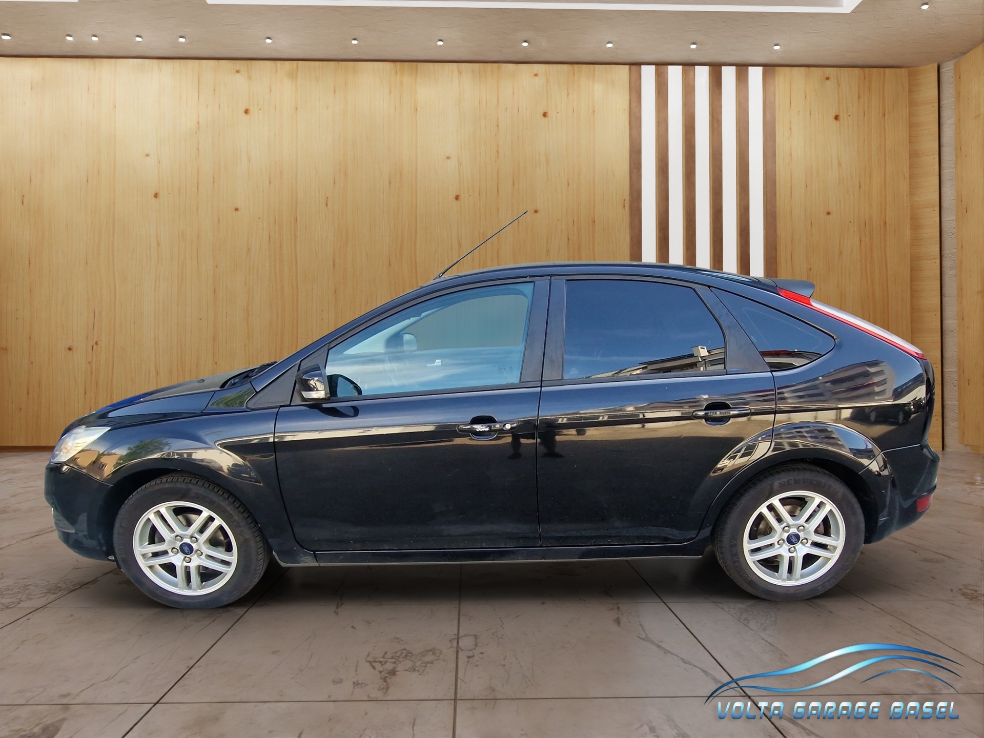 FORD Focus 1.8i Carving-showroom-element-2