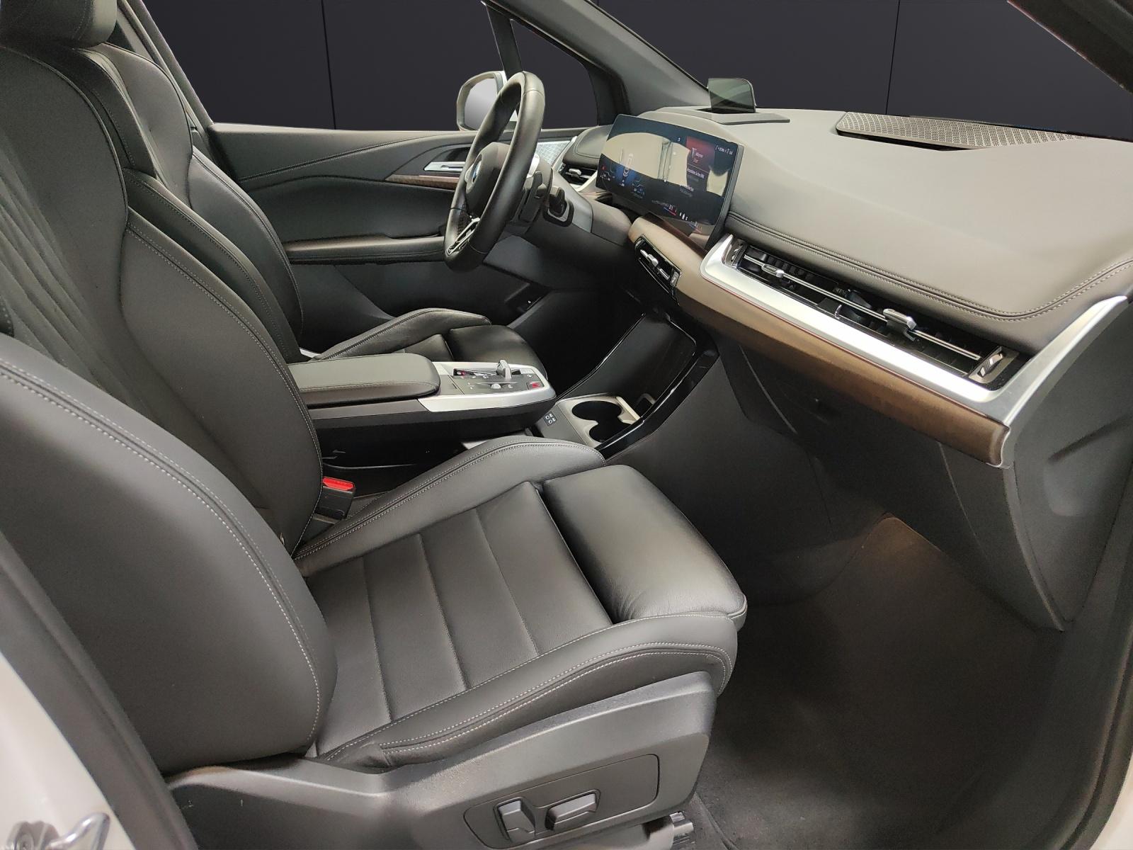 BMW 230e xDrive paddles Active Tourer-image-19