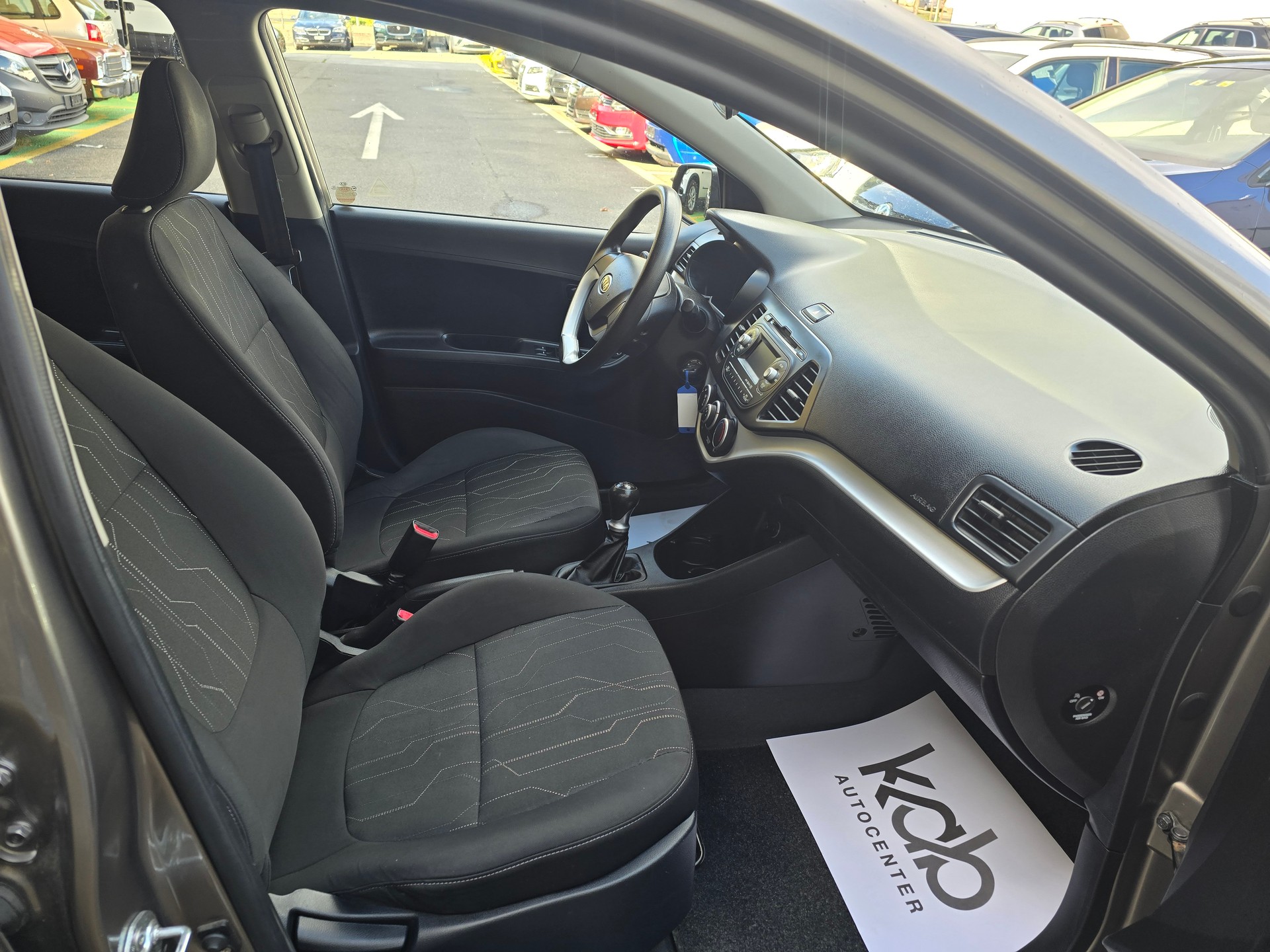 KIA Picanto 1.0 CVVT Style-image-10