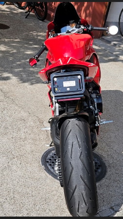 DUCATI Panigale V2-image-6