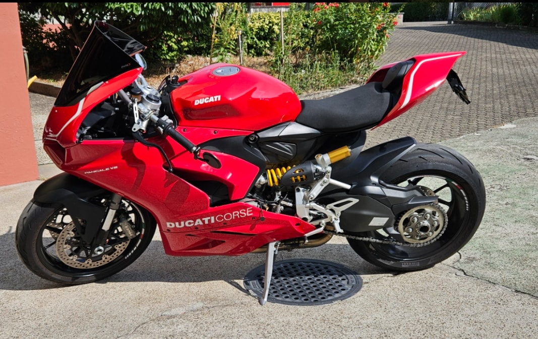 DUCATI Panigale V2-image-0