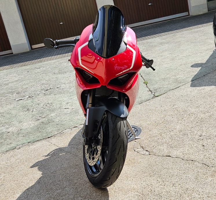DUCATI Panigale V2-image-1